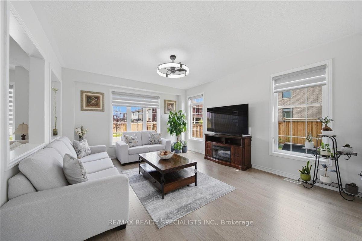 120 Durham Avenue photo 15