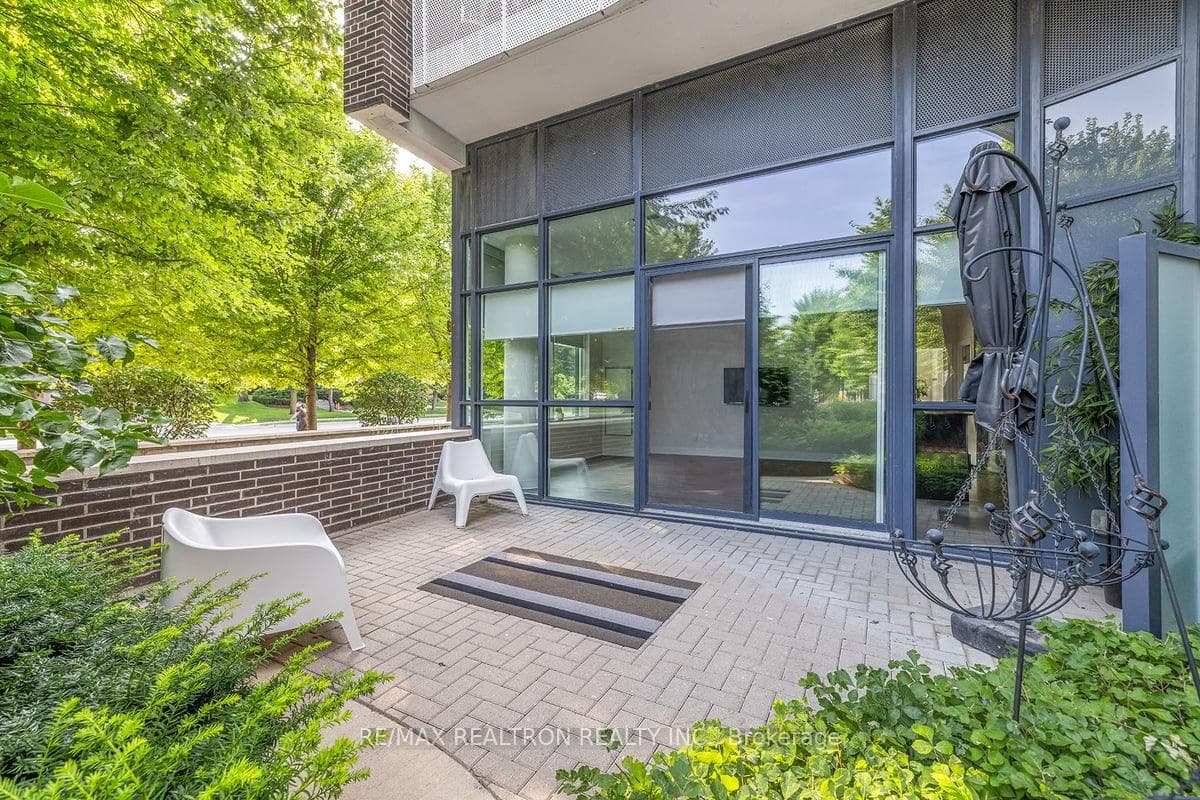 Exclusive interlocking patio/terrace