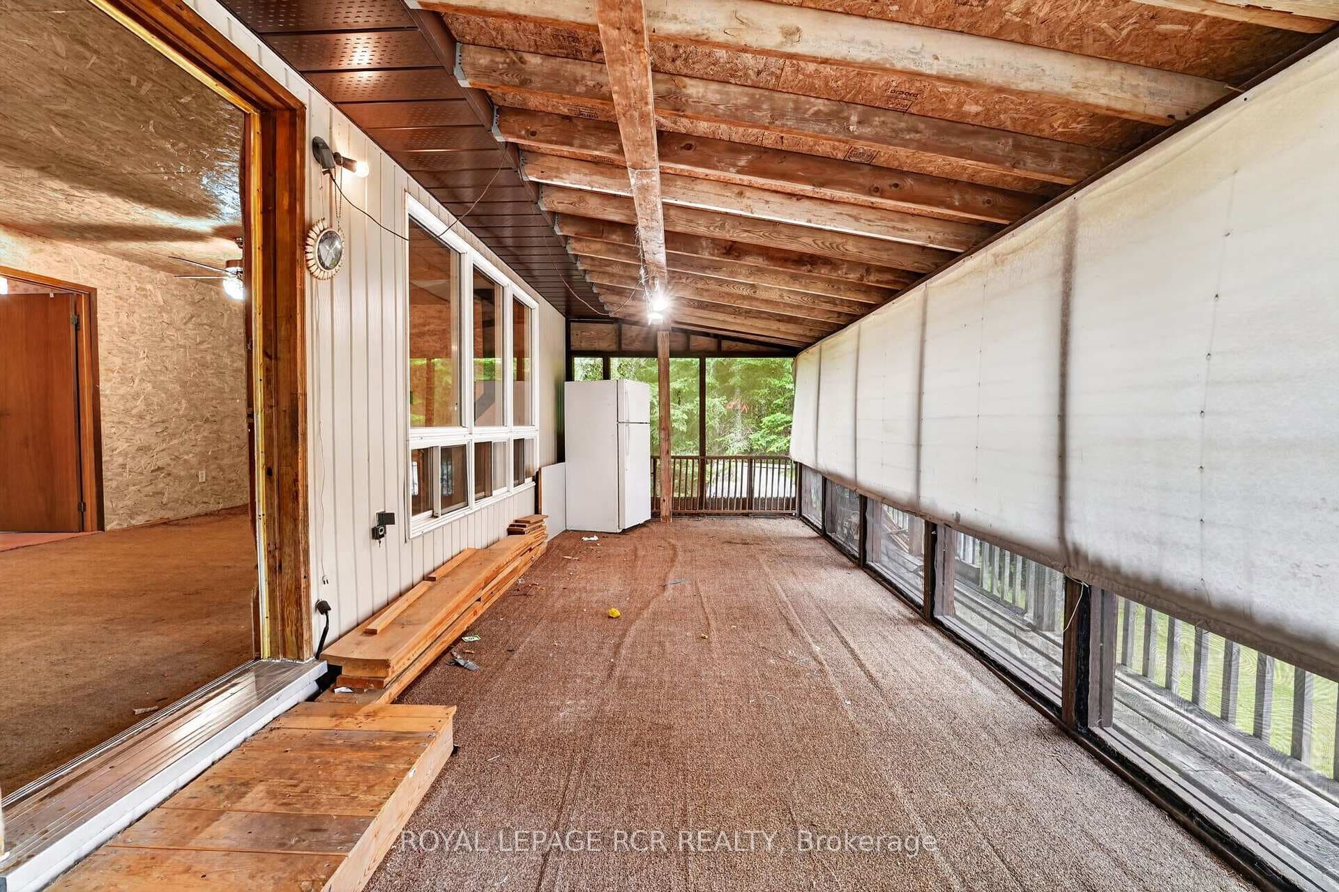 1101 Peter Road photo 20
