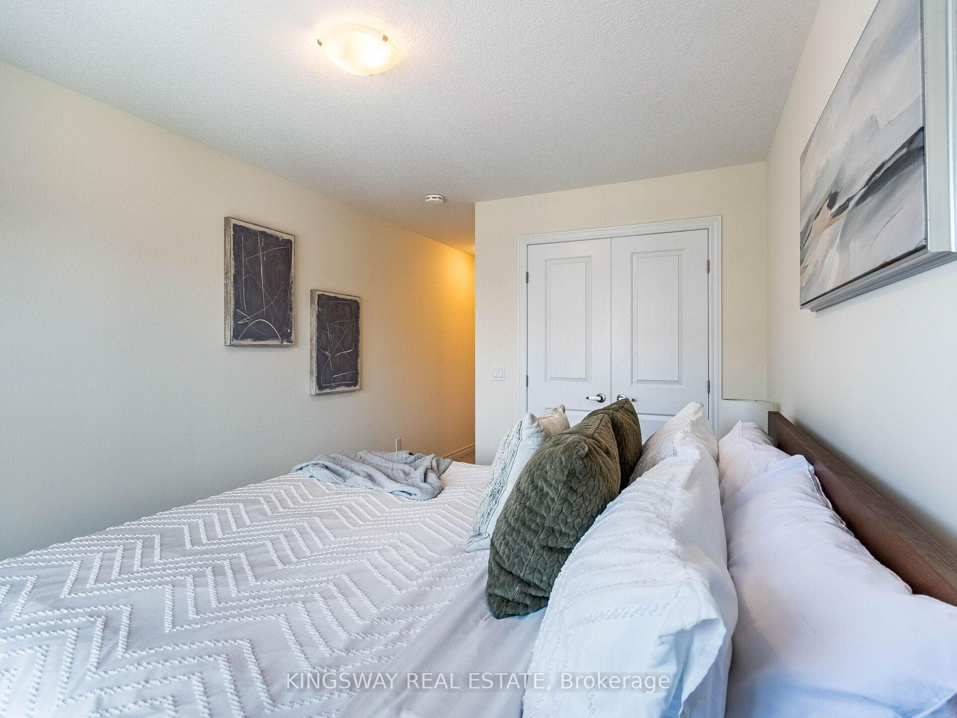 279 Skinner Road photo 14