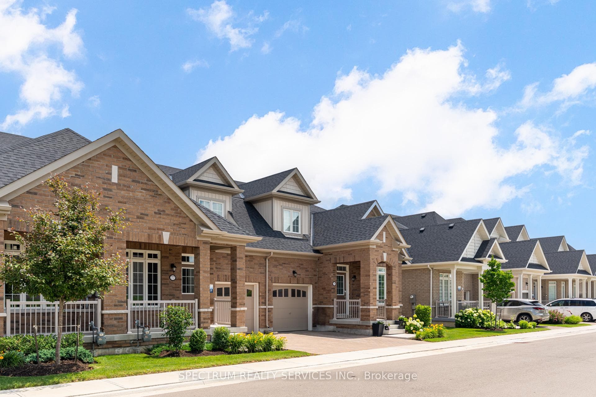 77 Muzzo Drive photo 2