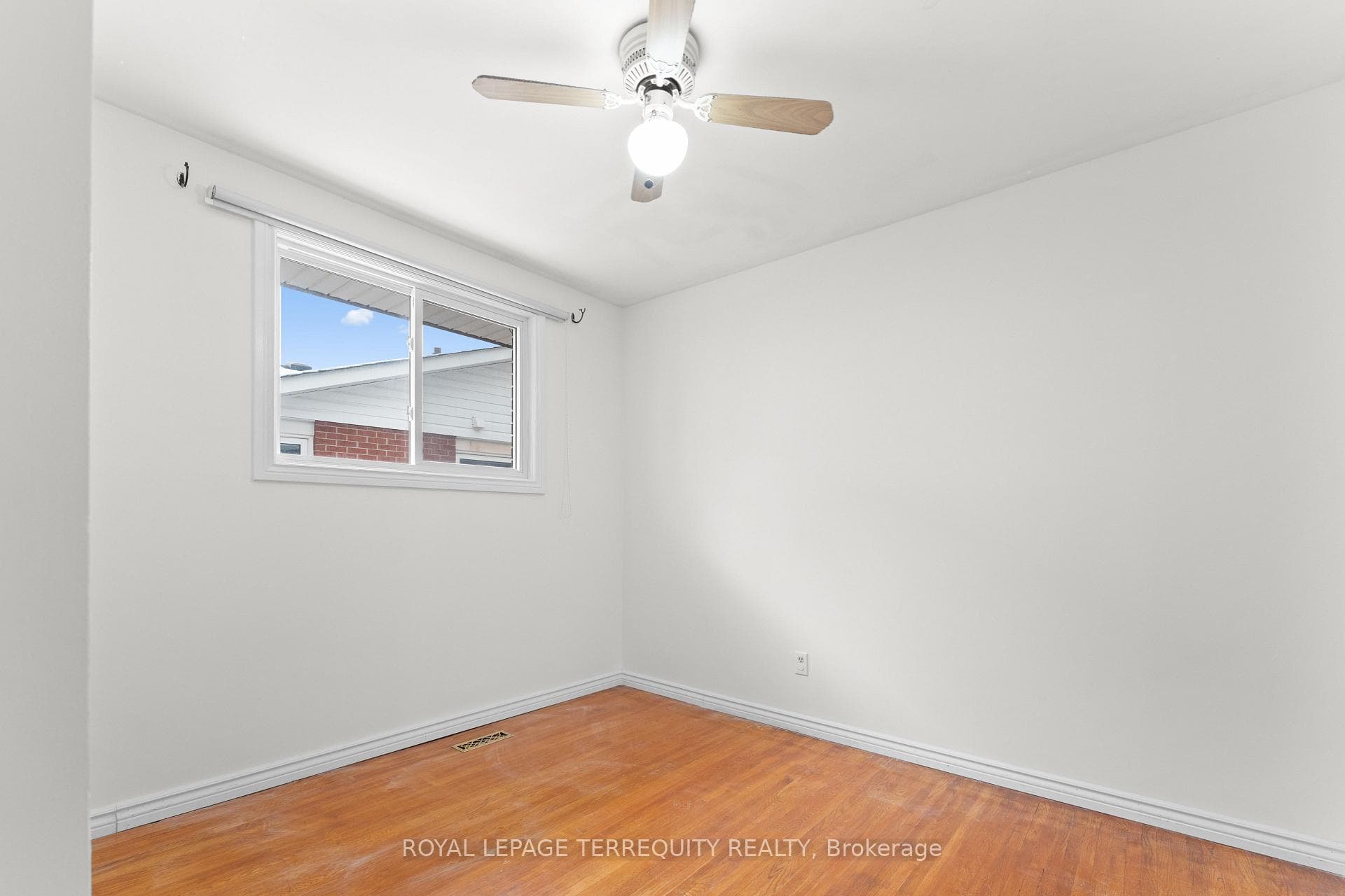 683 Adelaide Avenue Unit Main photo 8