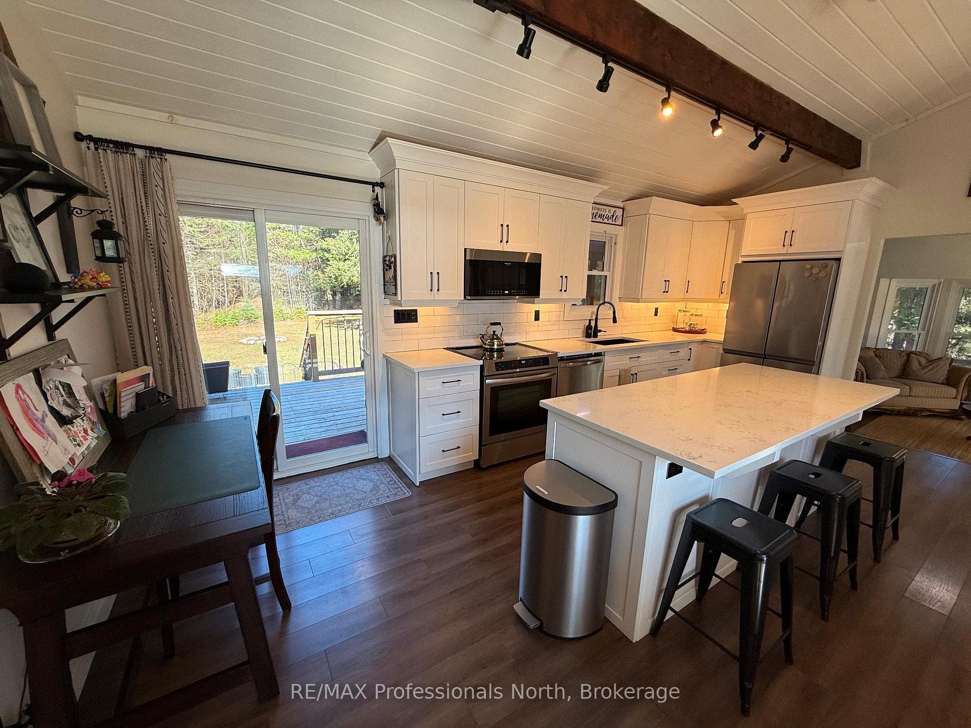 1041 Winding Creek Road photo 21