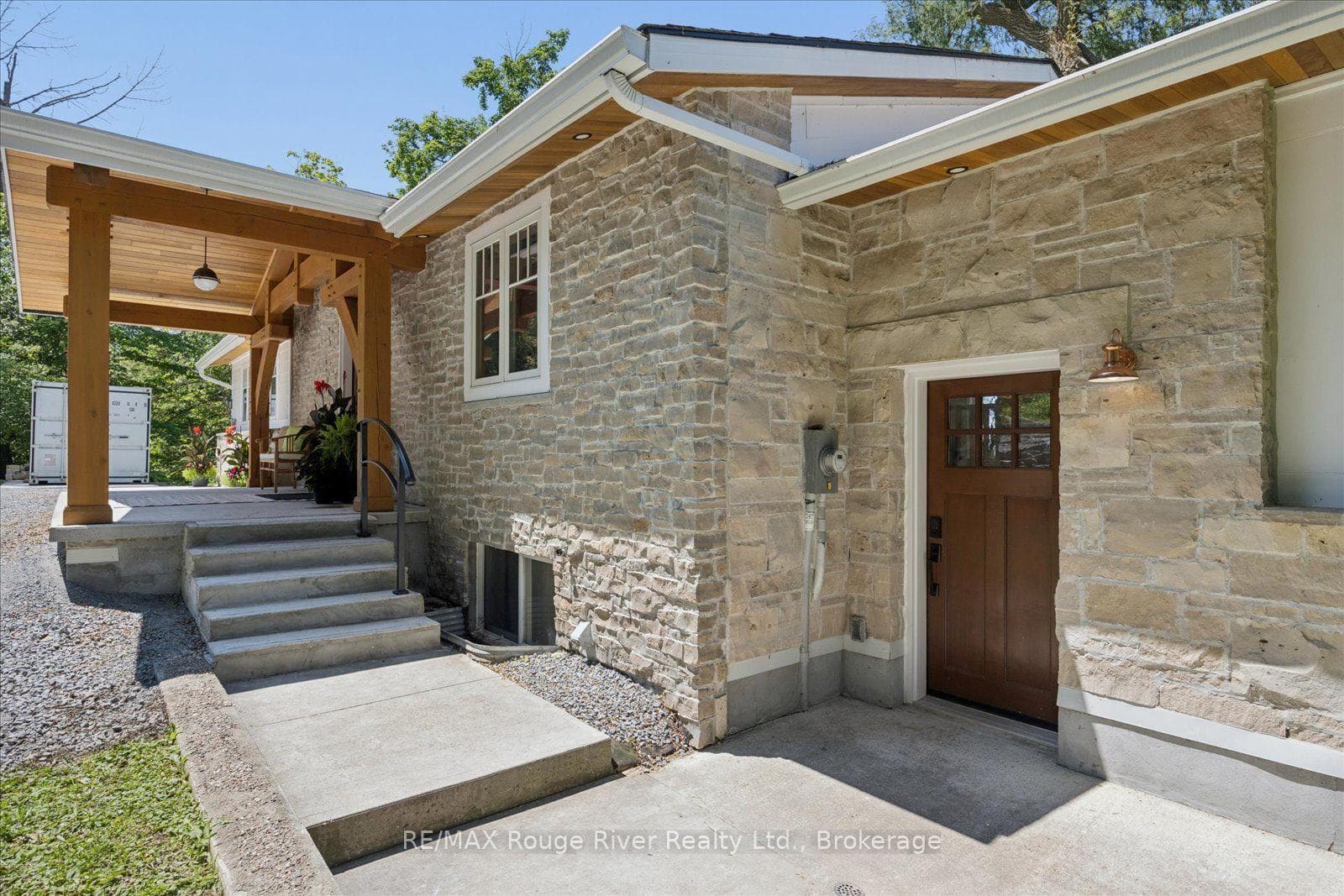 500 Fralicks Beach Road photo 4