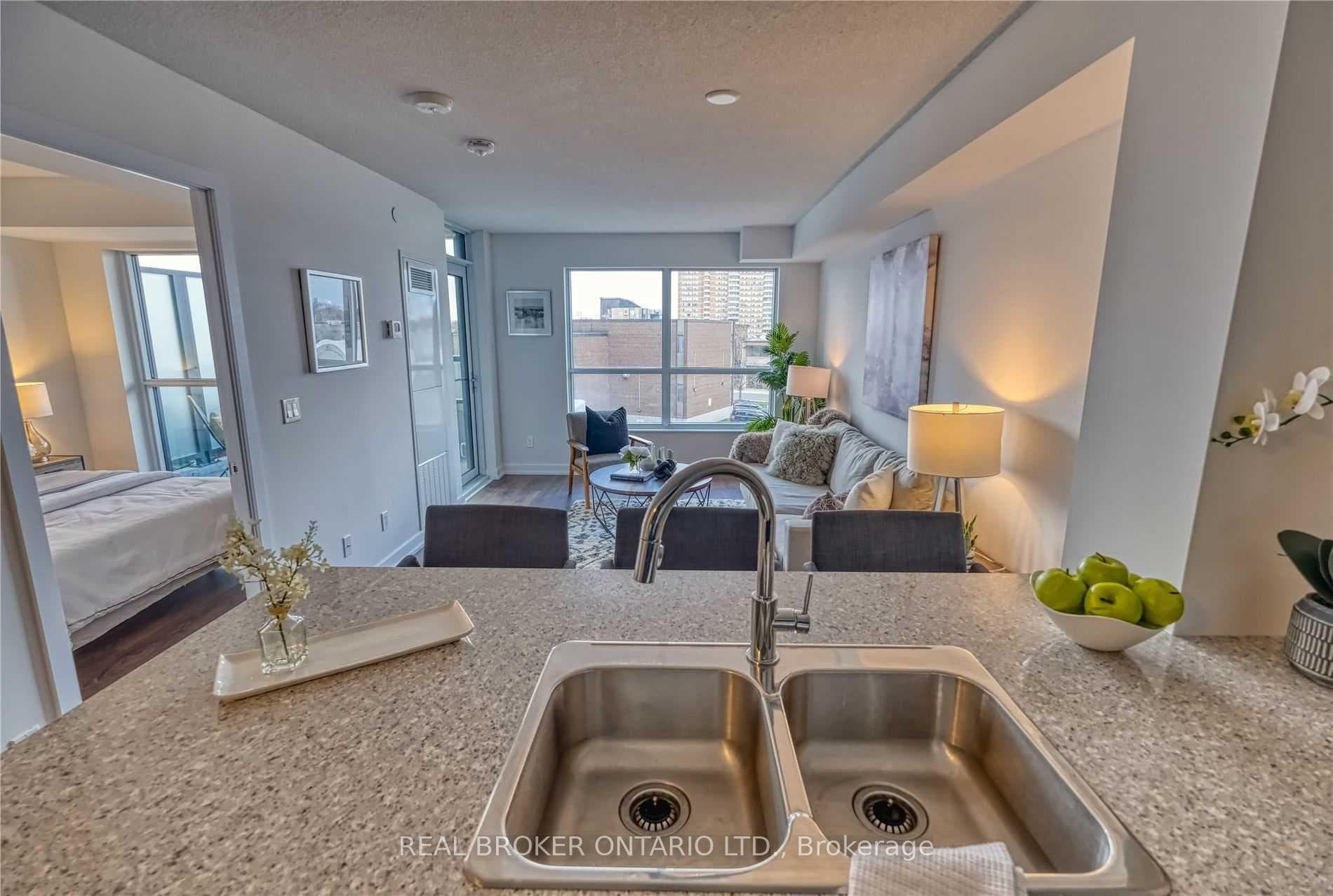 8 Trent Avenue Unit 305 photo 7