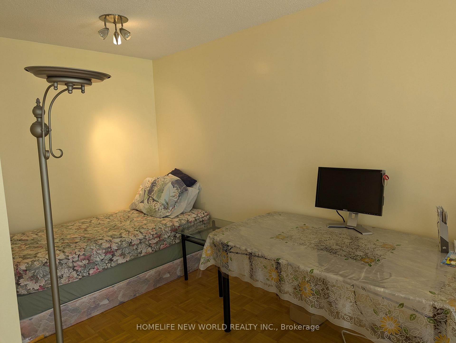 33 Sheppard Avenue Unit 405 photo 14