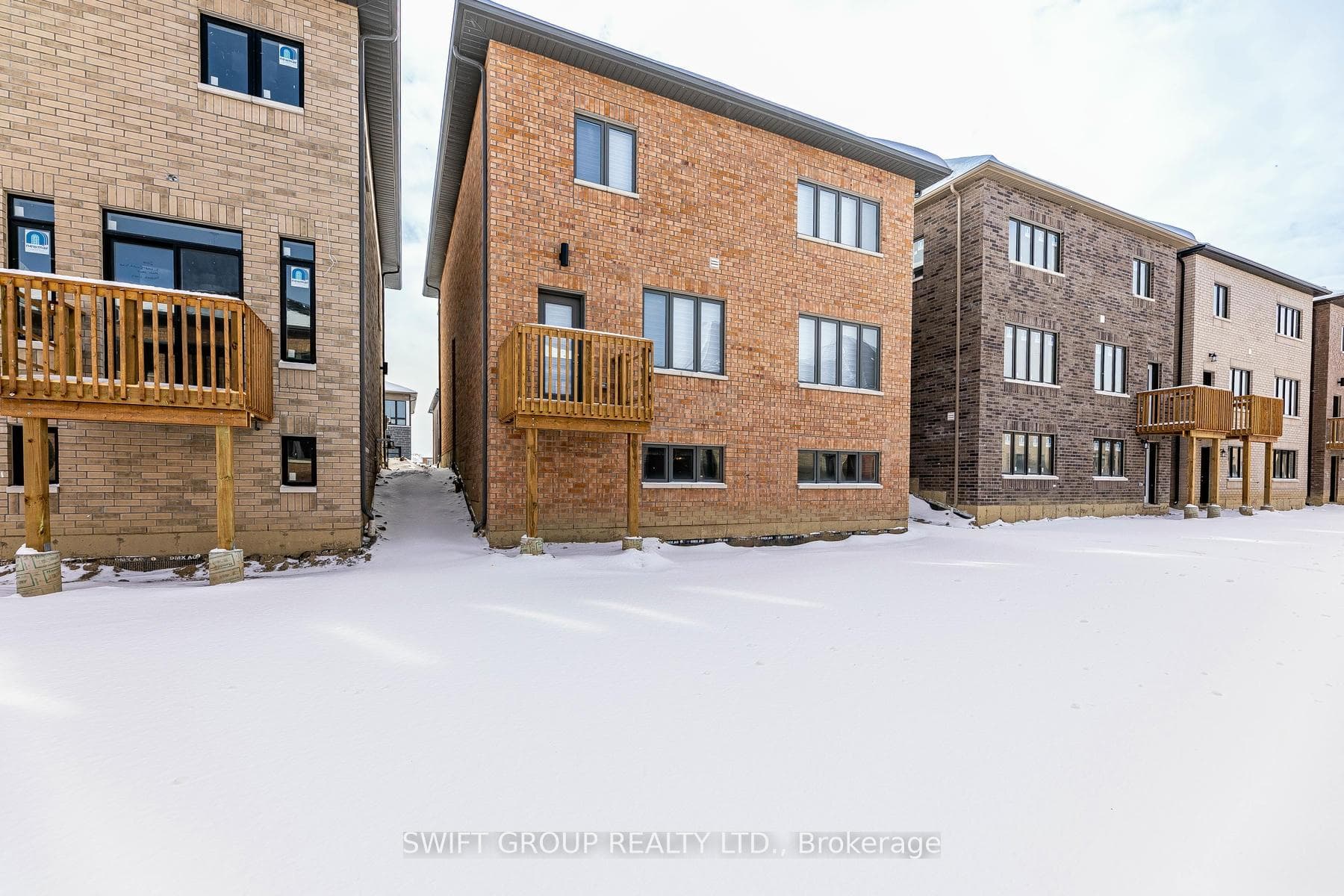 27 Keyworth Crescent photo 40