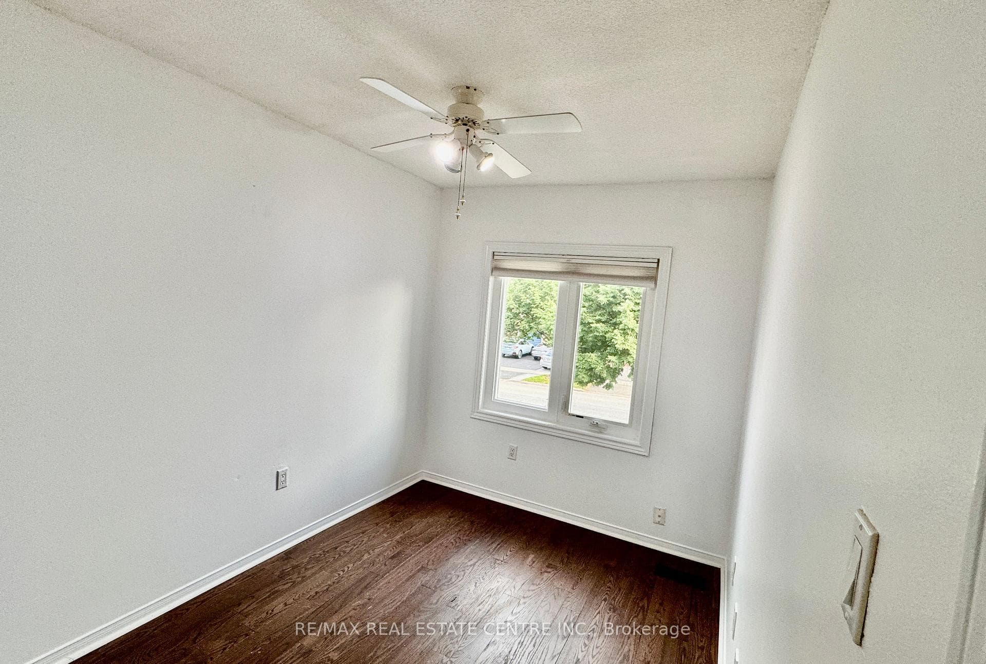 23 Parktree Drive photo 17