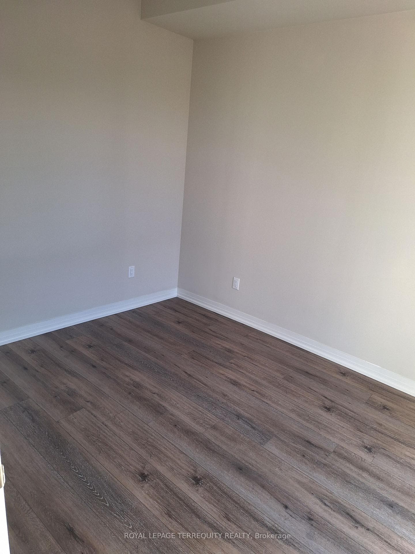 50 Herrick Avenue Unit LP 15 photo 6