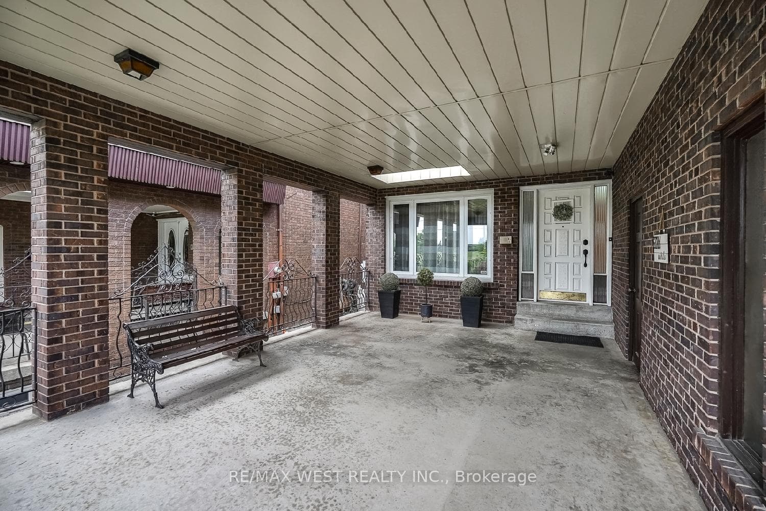 12 St Georges Boulevard photo 3