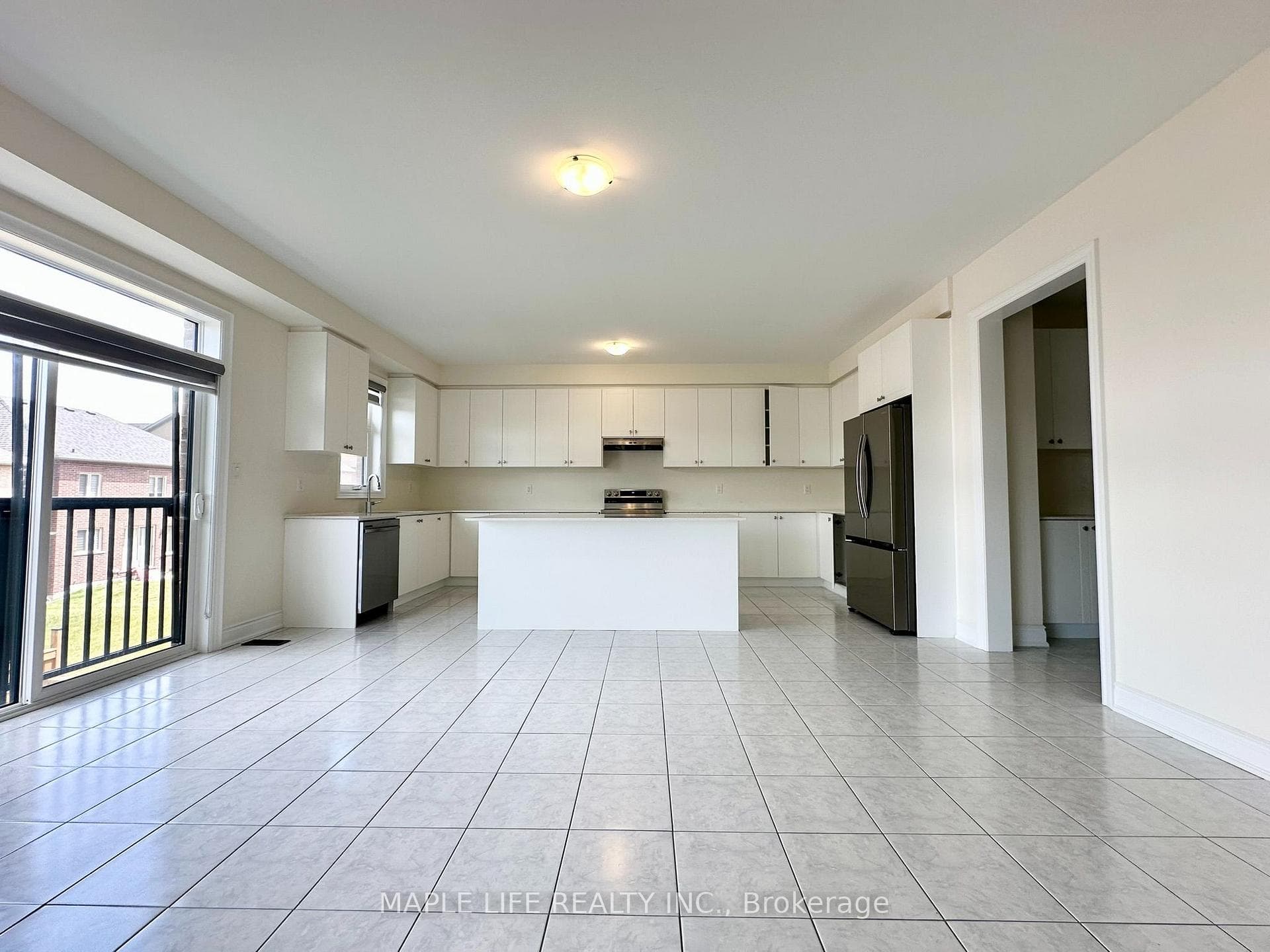 162 Rowe Street photo 13