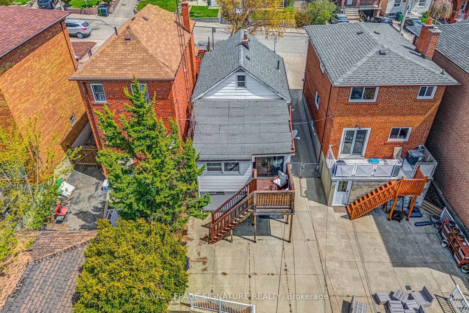 494 Northcliffe Boulevard photo 44