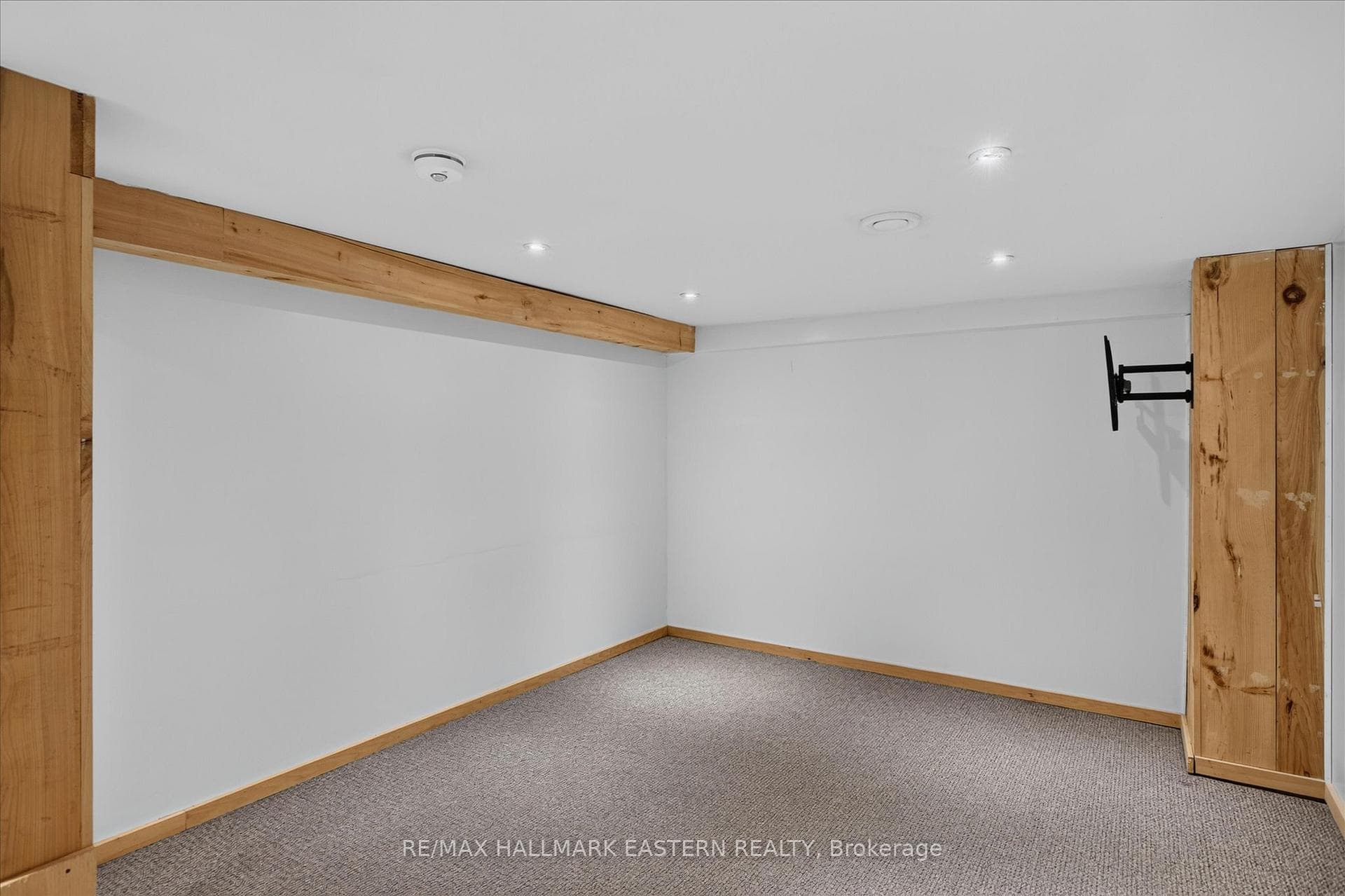 475 Aylmer Street photo 36