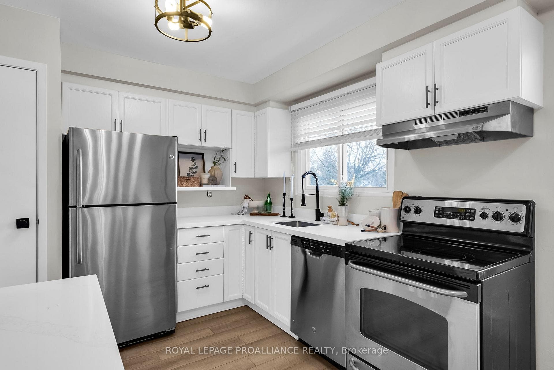 222 Pearson Street Unit 7 photo 13