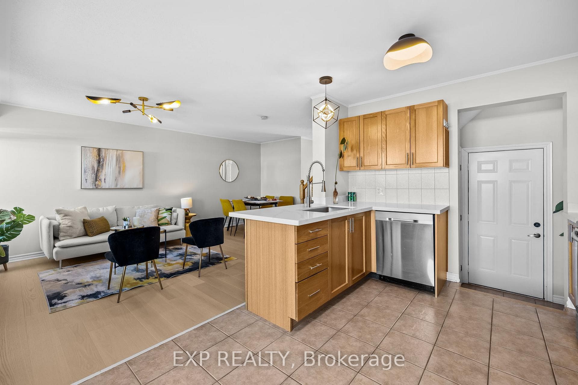 1619 Haydon Circle photo 9