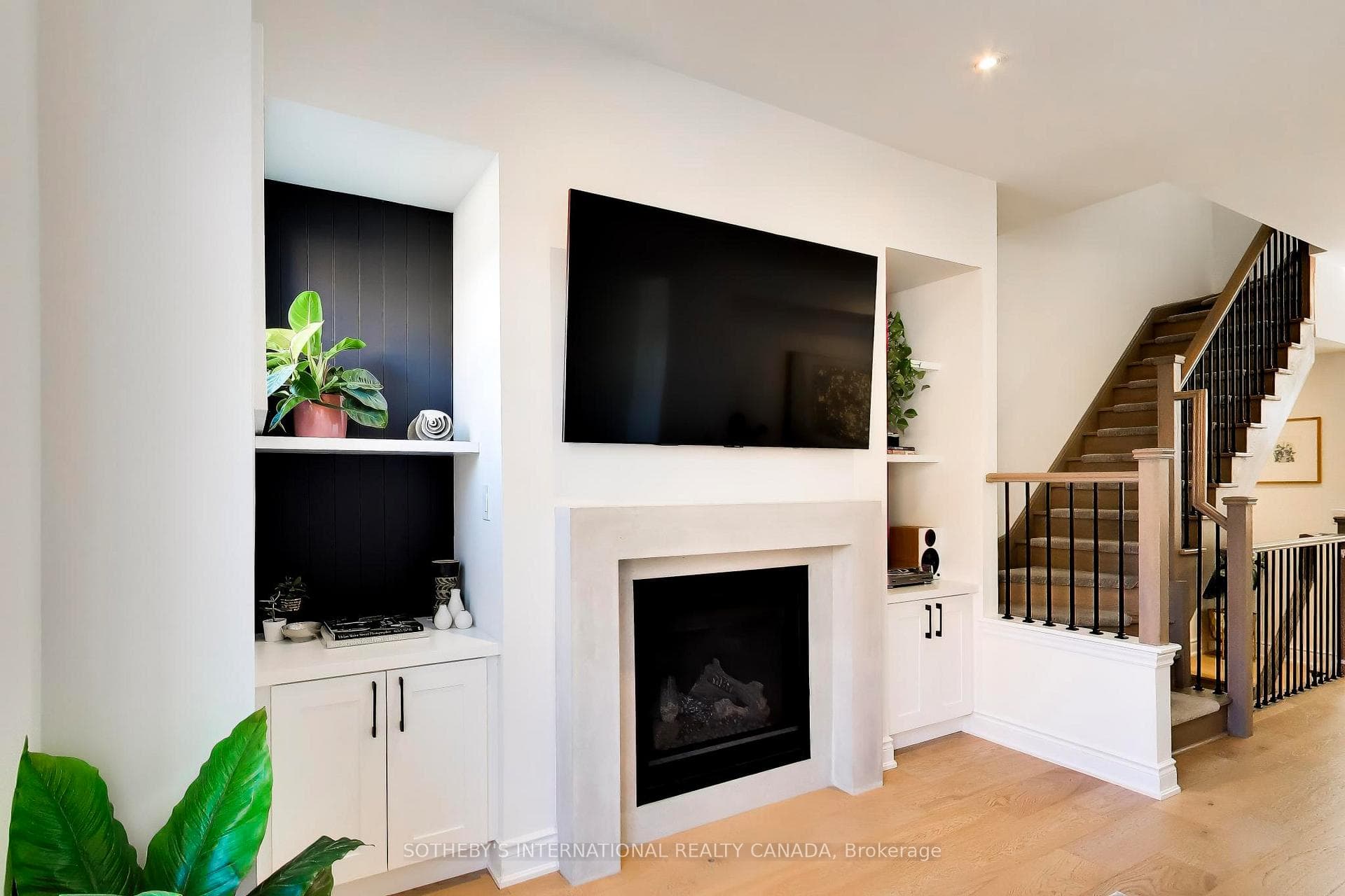 80 Daisy Avenue Unit 30 photo 11