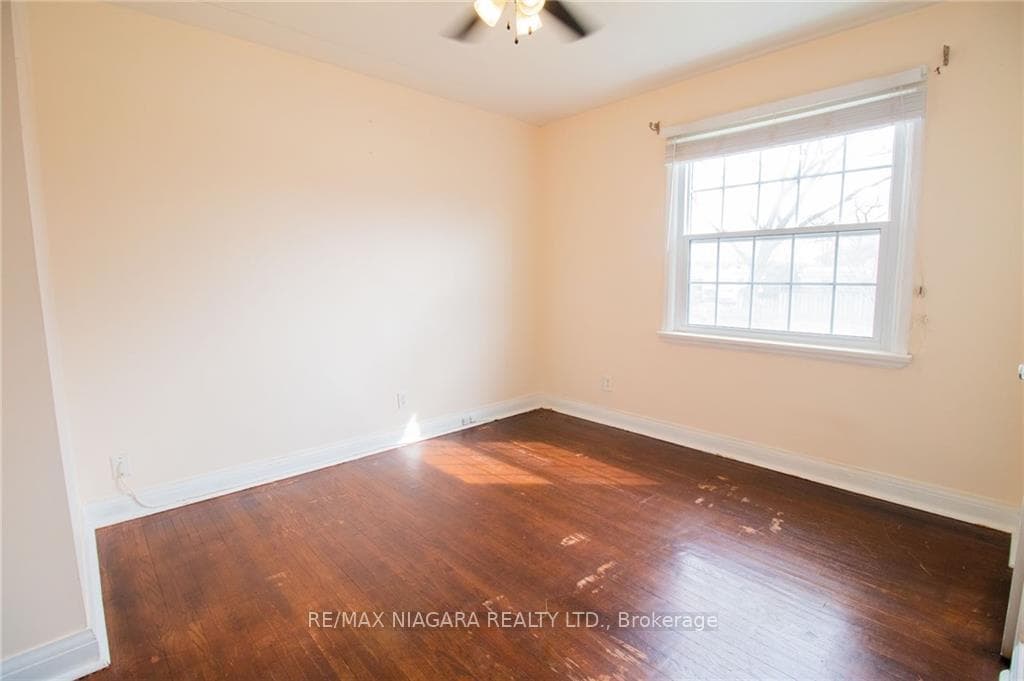 21 Barnes Road photo 12