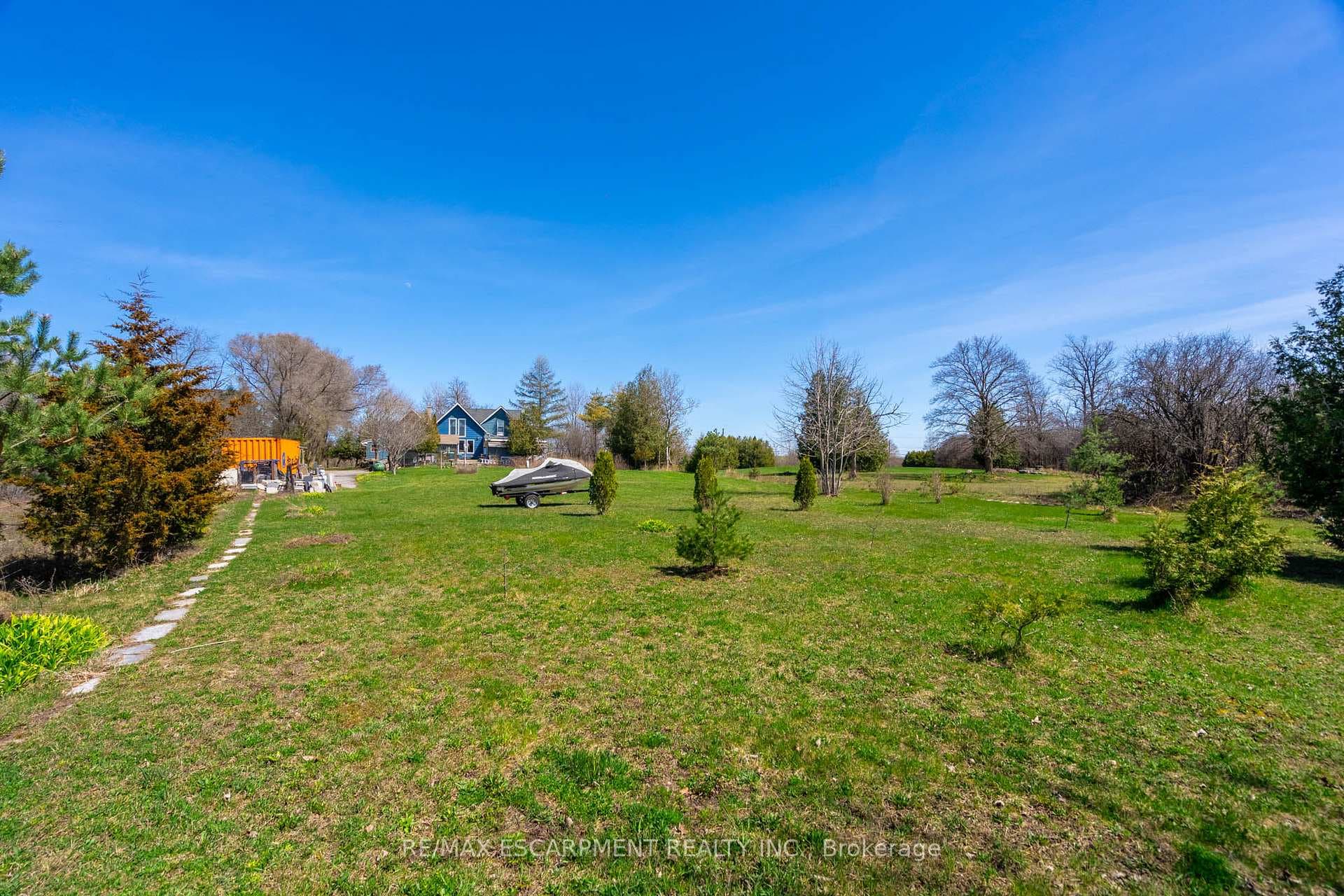 735 Brock Road photo 31