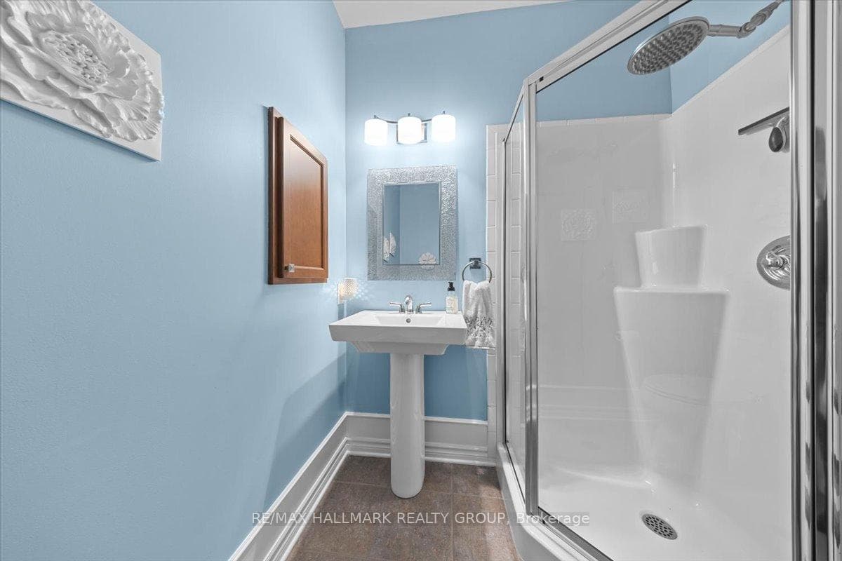 184 Bonnyley Crescent photo 30