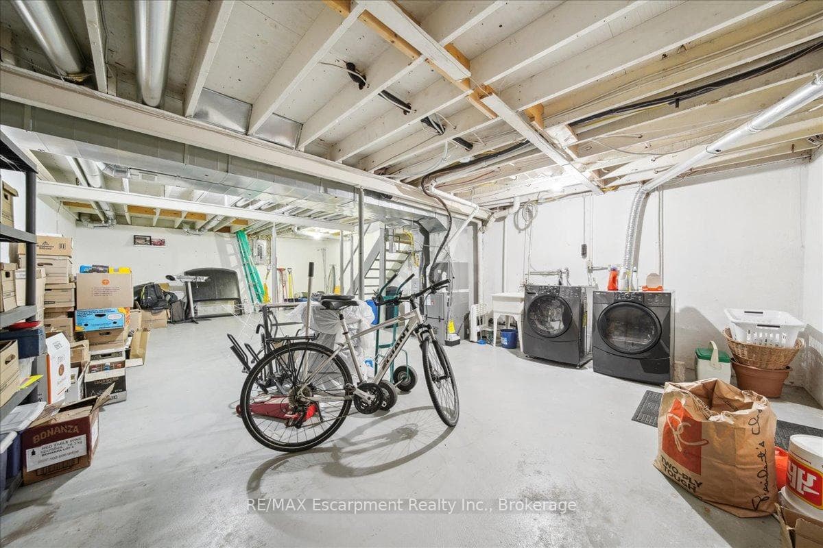 779 Hyde Road photo 35