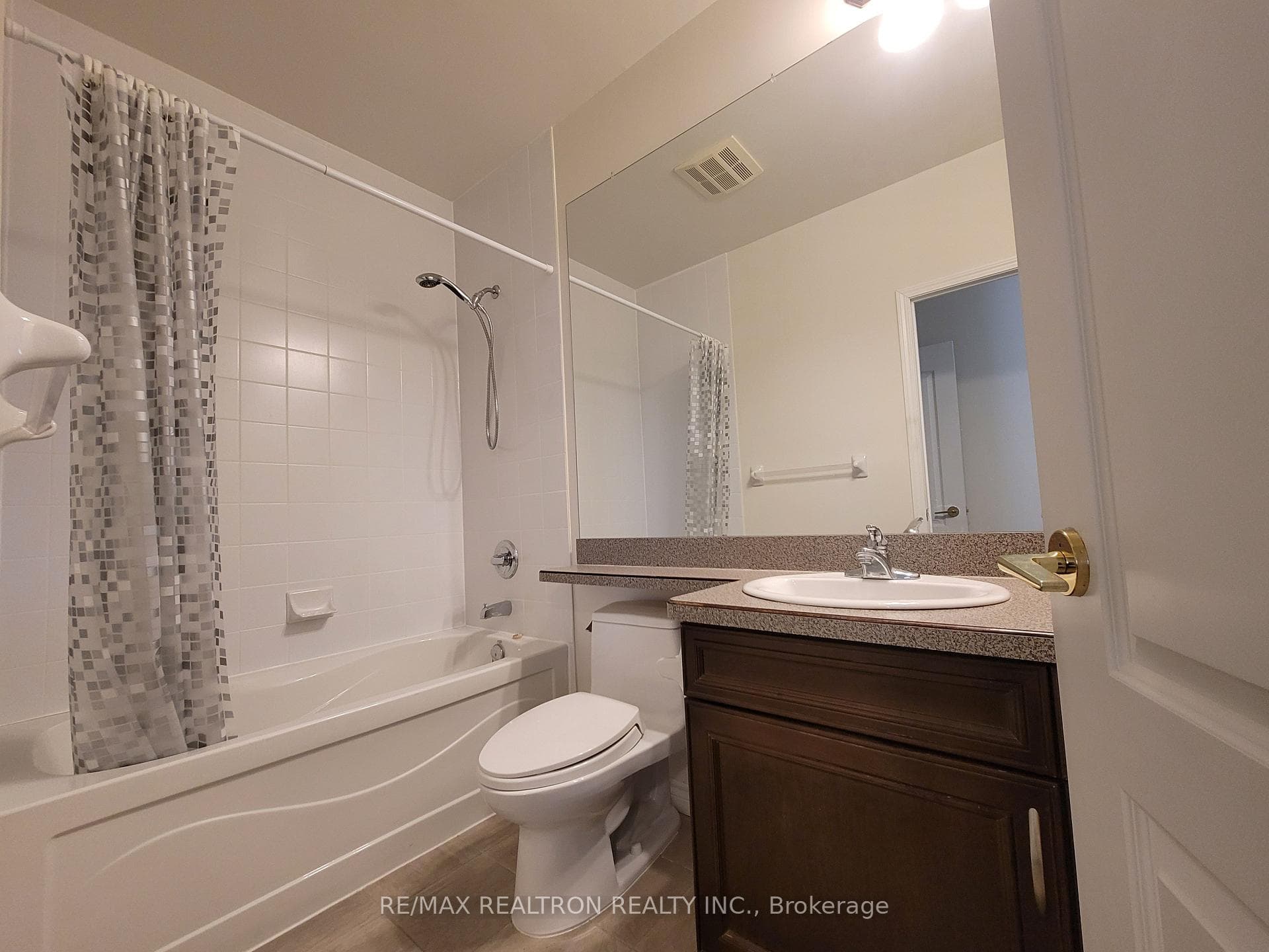 2020 McNicoll Avenue Unit PH27 photo 13