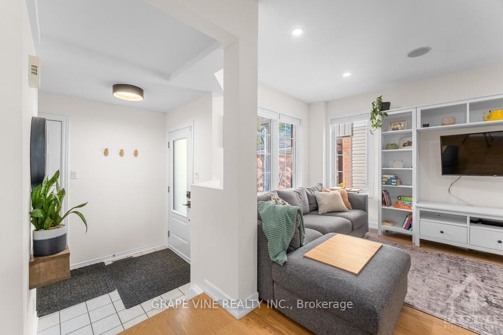 74 TRUMP Avenue photo 4