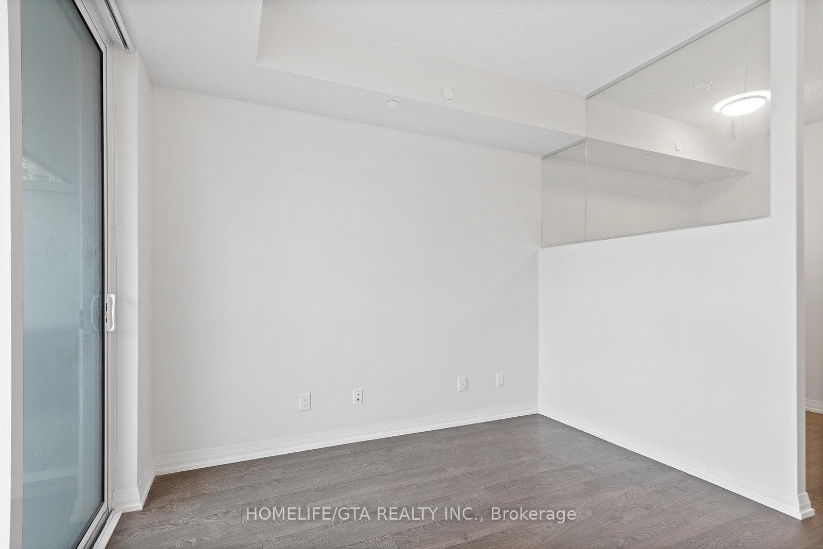 101 Erskine Avenue Unit 1306 photo 12