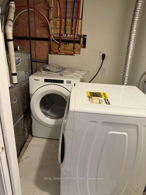 1427 Duval Drive Unit lower level photo 7