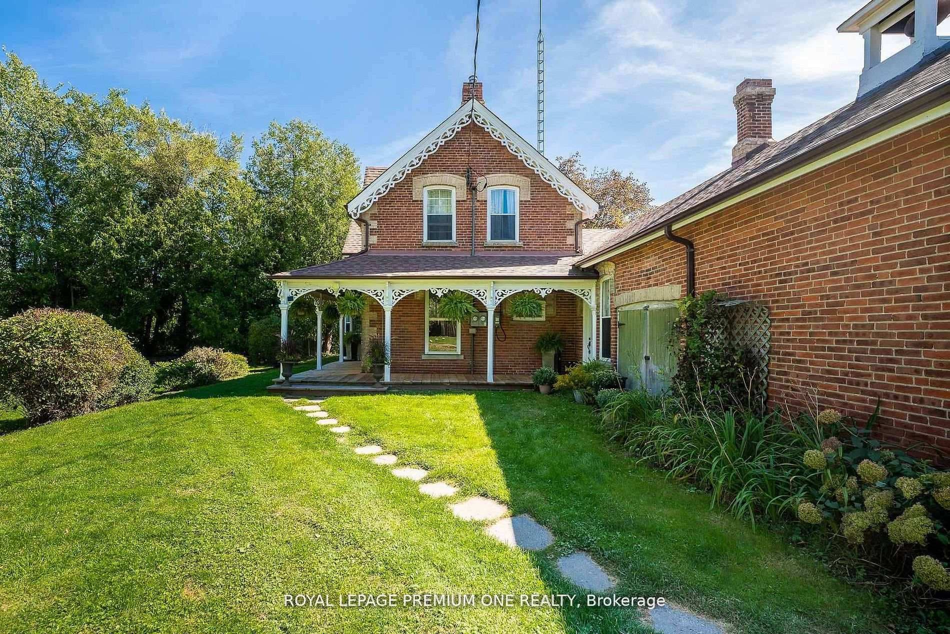 14650 Heart Lake Road photo 3
