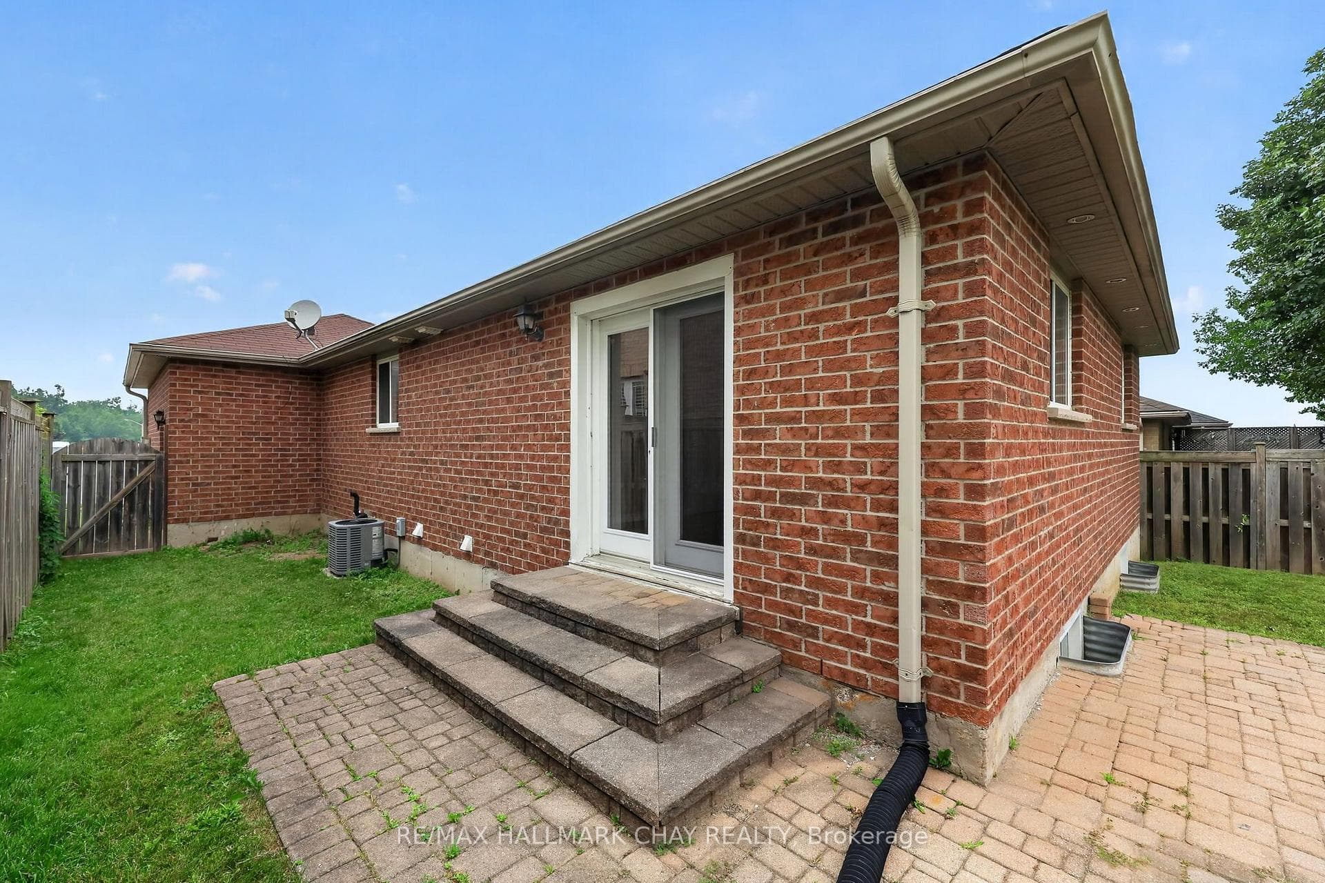 39 Hanmer Street photo 20