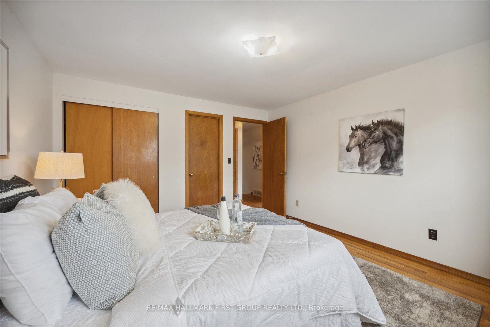25 Taylor Road photo 14