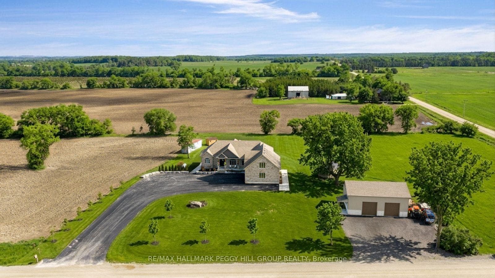 9157 30th Side Road photo 1