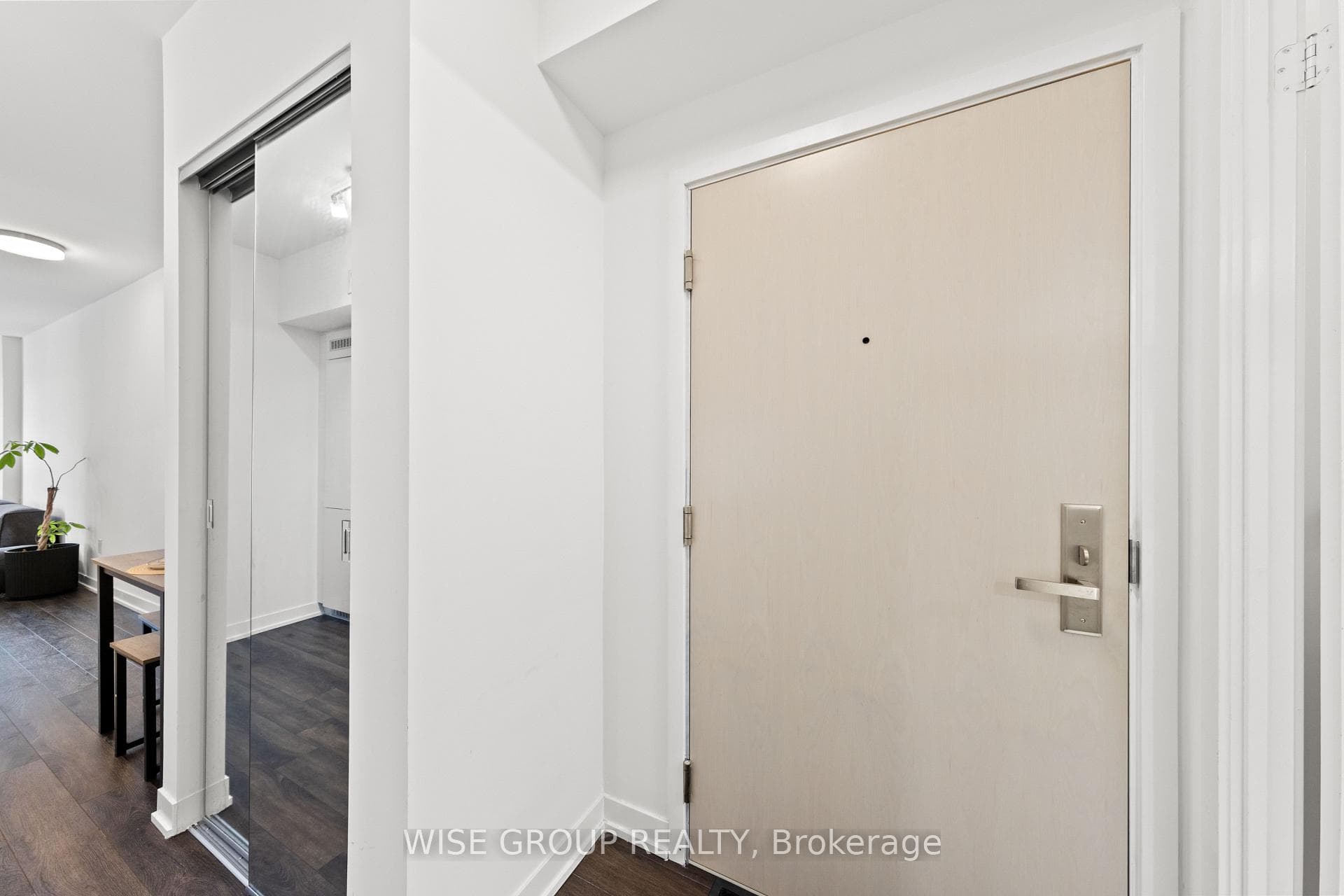 500 Wilson Avenue Unit 915 photo 23