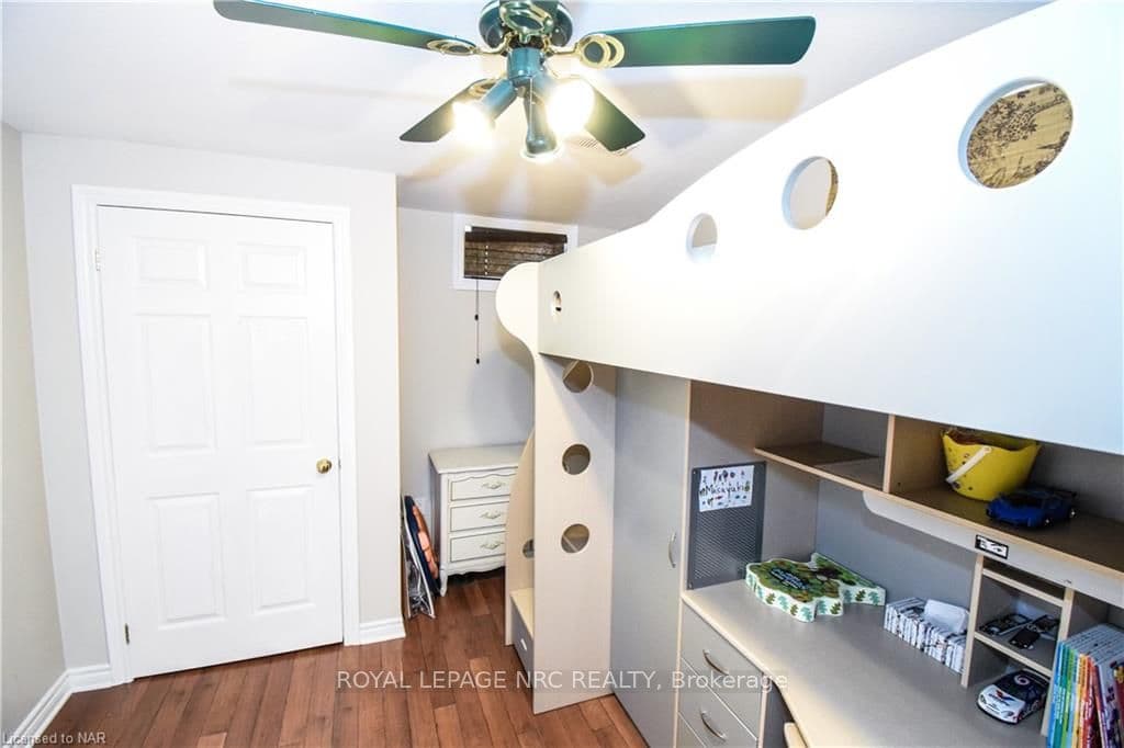 1072A VANSICKLE Road photo 38