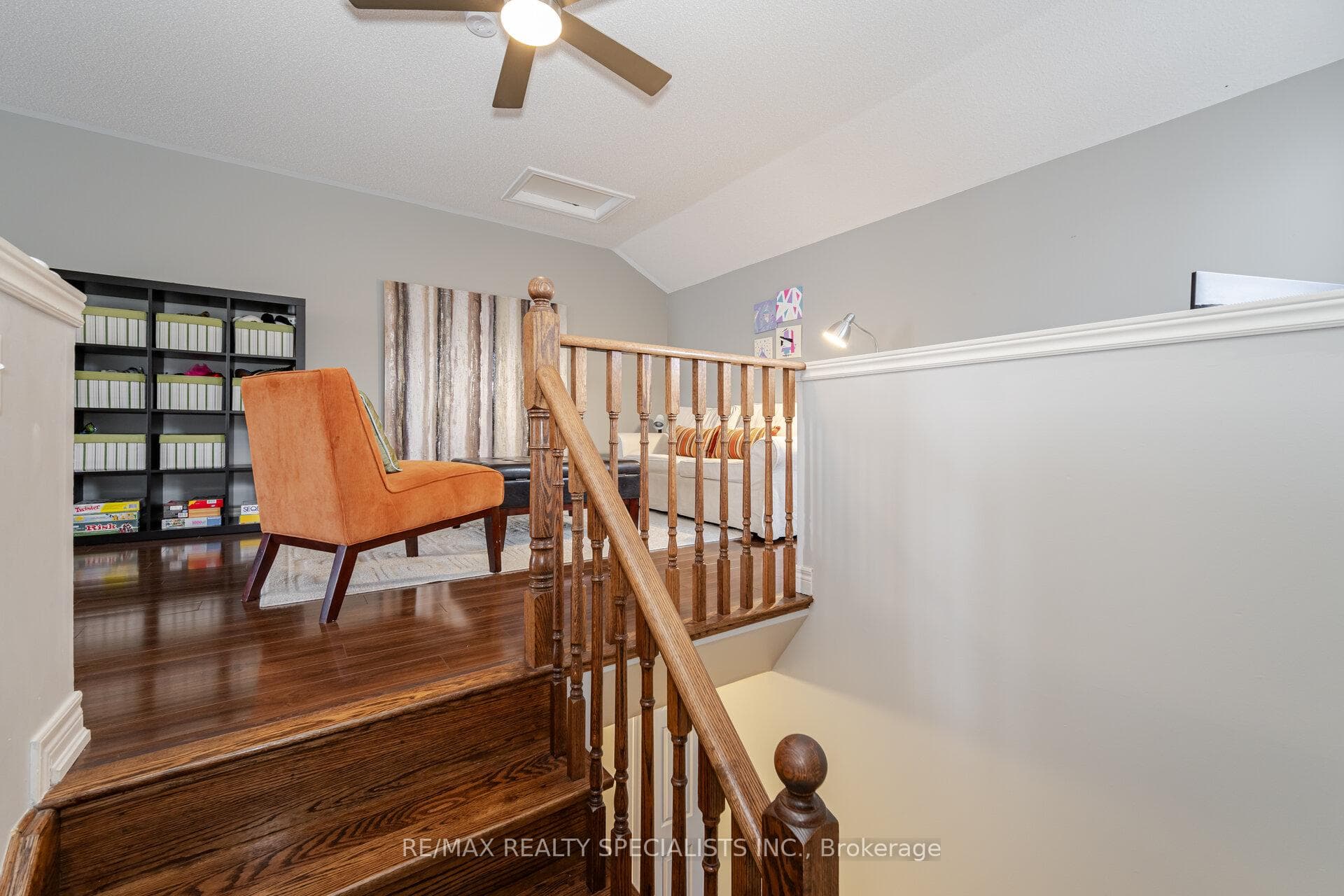 239 Littlewood Drive photo 28