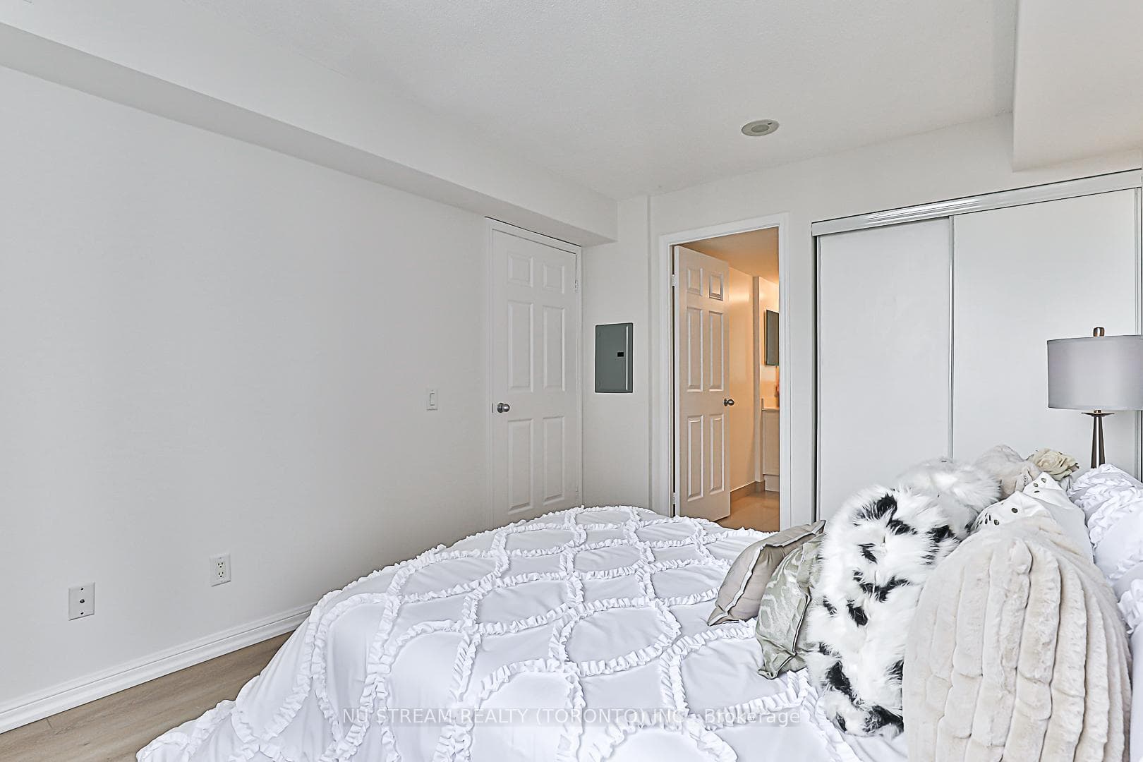 153 Beecroft Road Unit 1201 photo 26