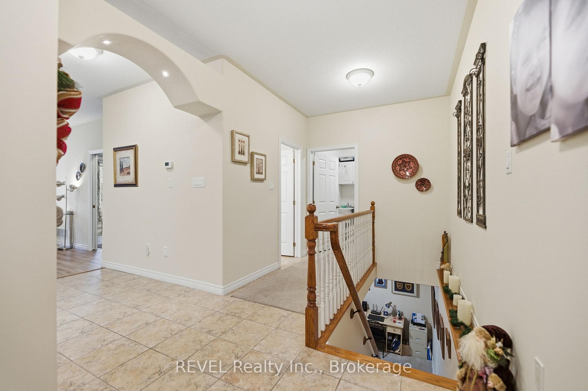 6295 Forest Ridge Drive photo 7