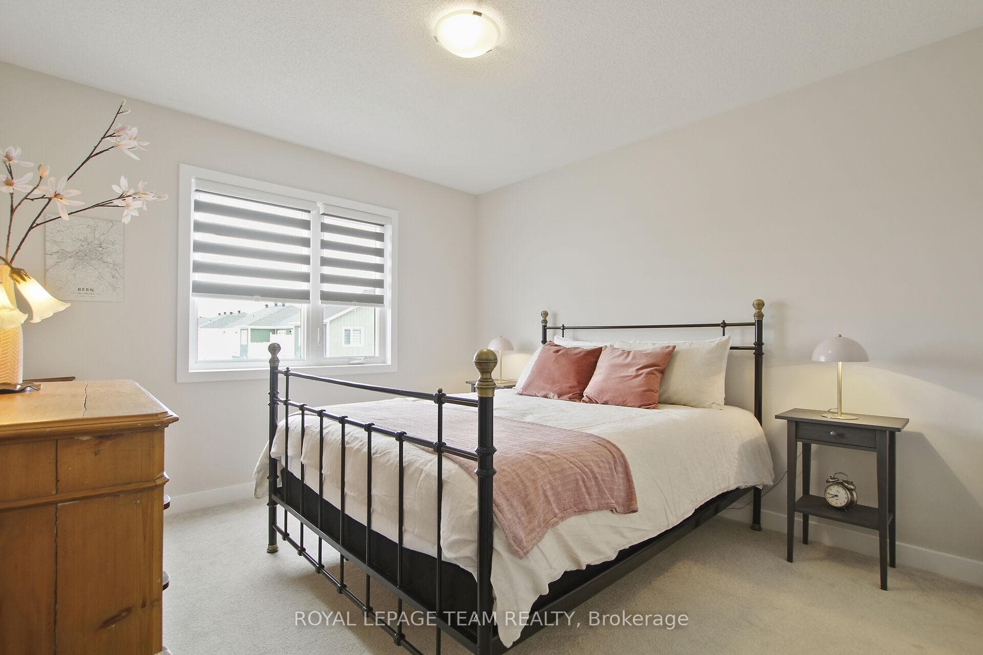 506 Oldenburg Avenue photo 37