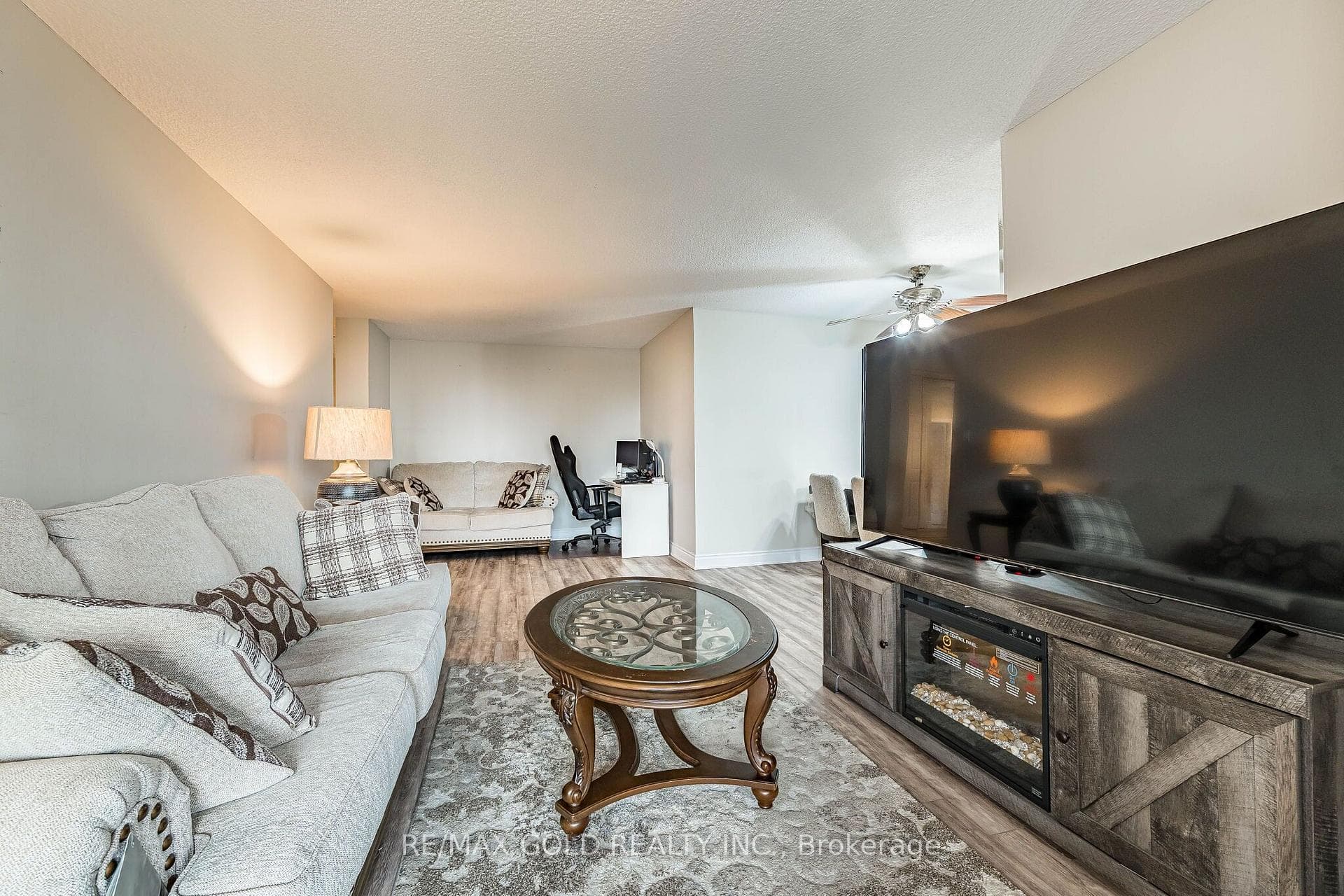 18 Knightsbridge Road Unit 508 photo 16