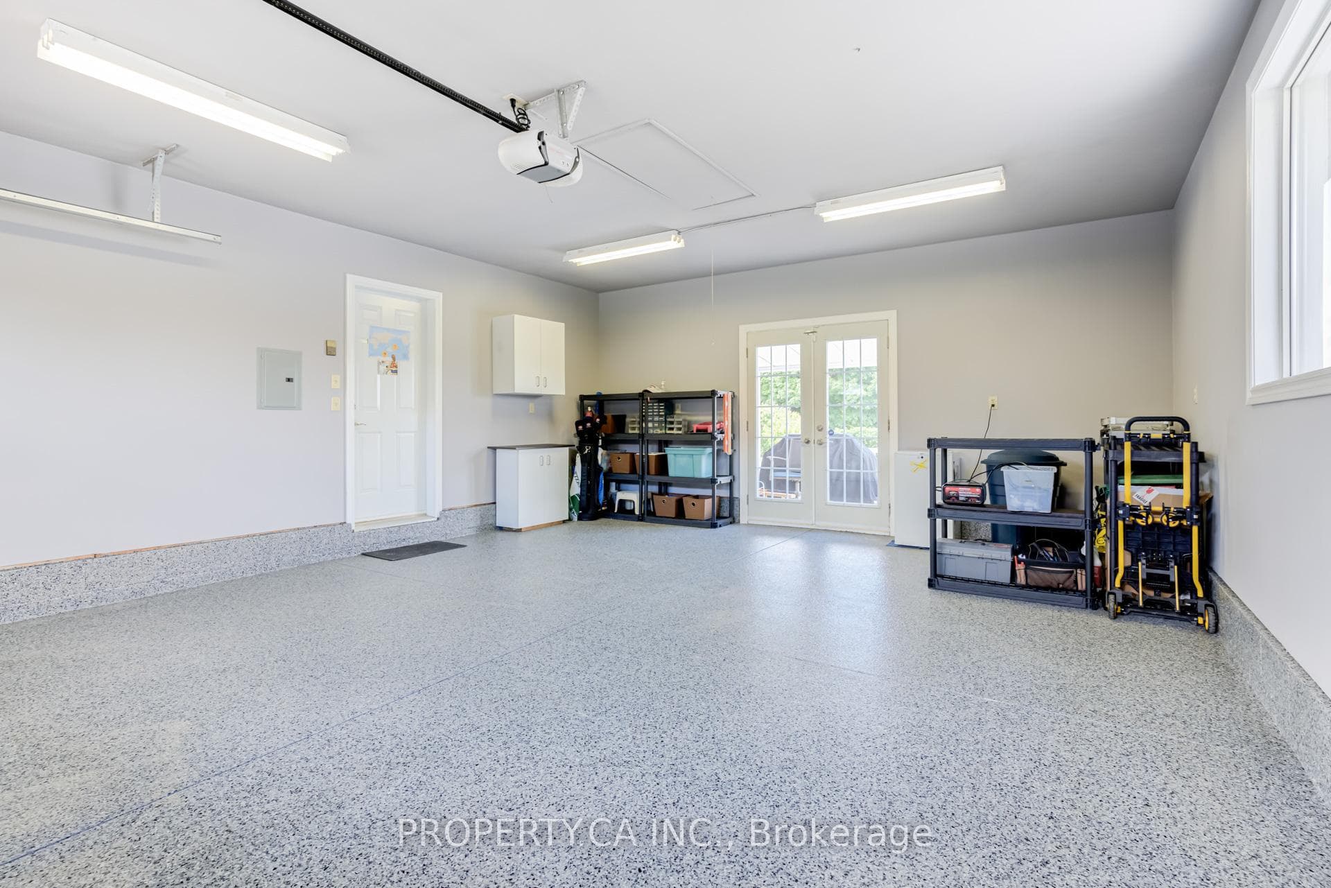 7 Kaye Avenue photo 38