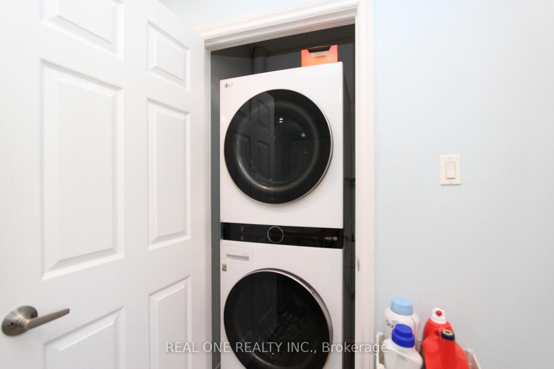 25 Bigwin Drive photo 10