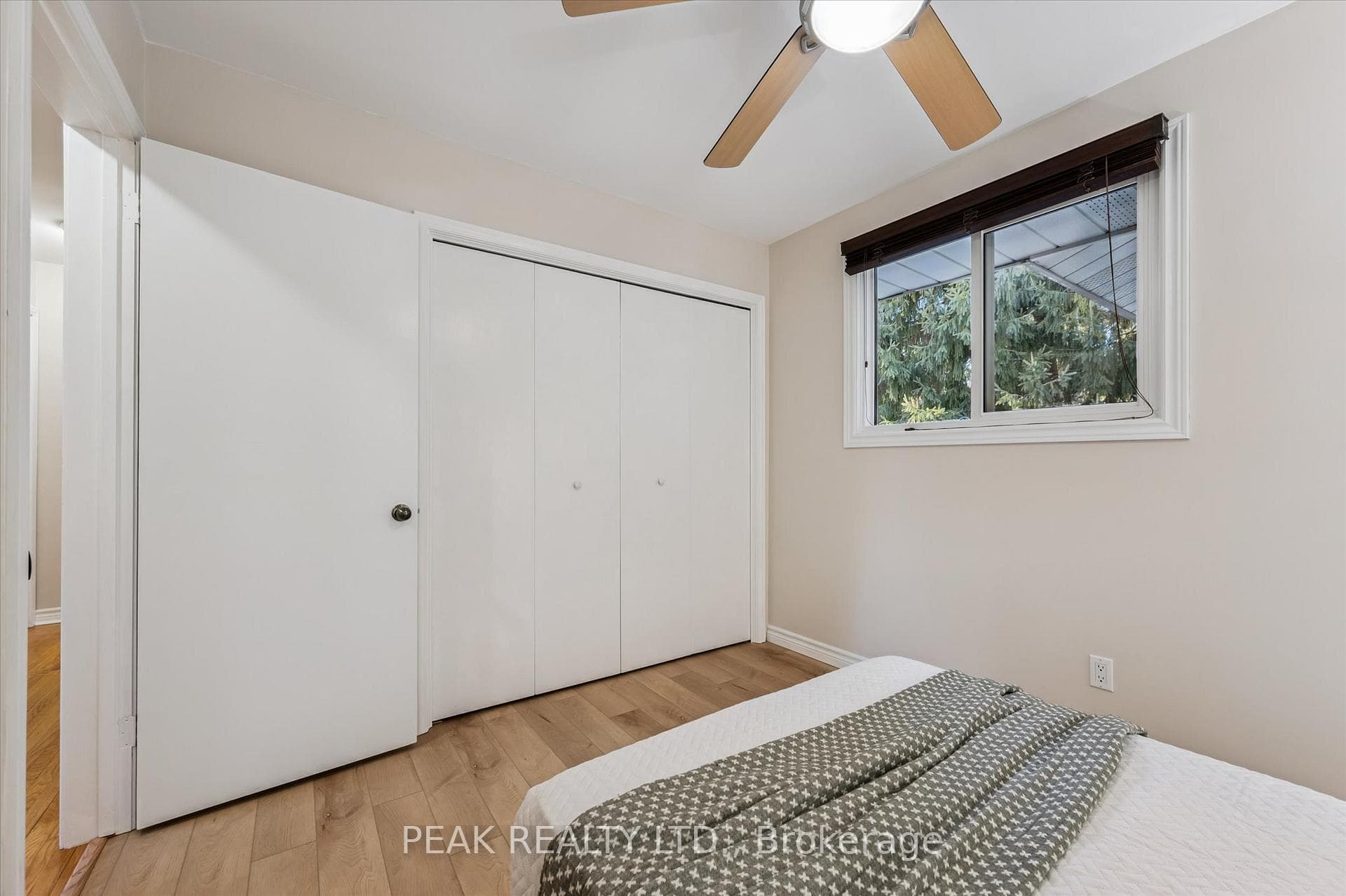 204 Cedarbrae Avenue photo 17