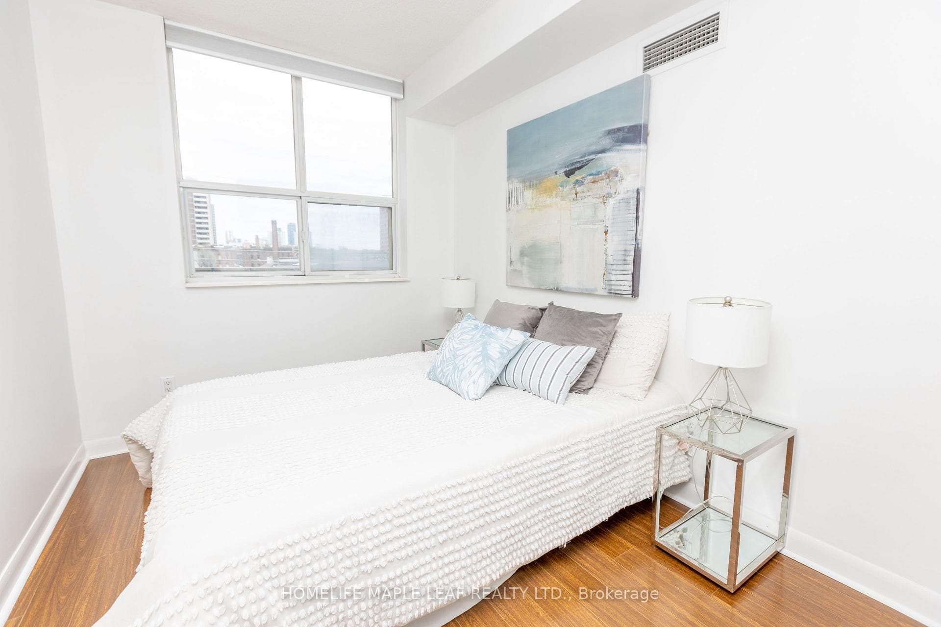 323 Richmond Street Unit 407 photo 15