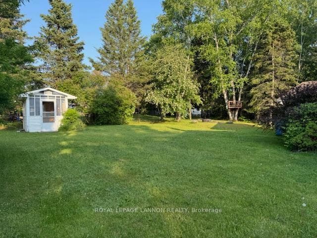 42 McGillivray Avenue photo 37