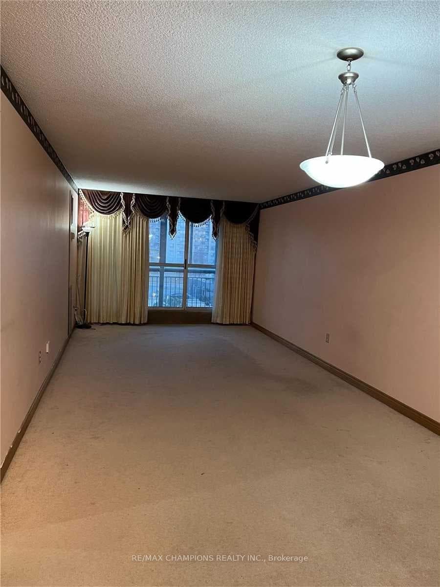 1275 Markham Road Unit 603 photo 22