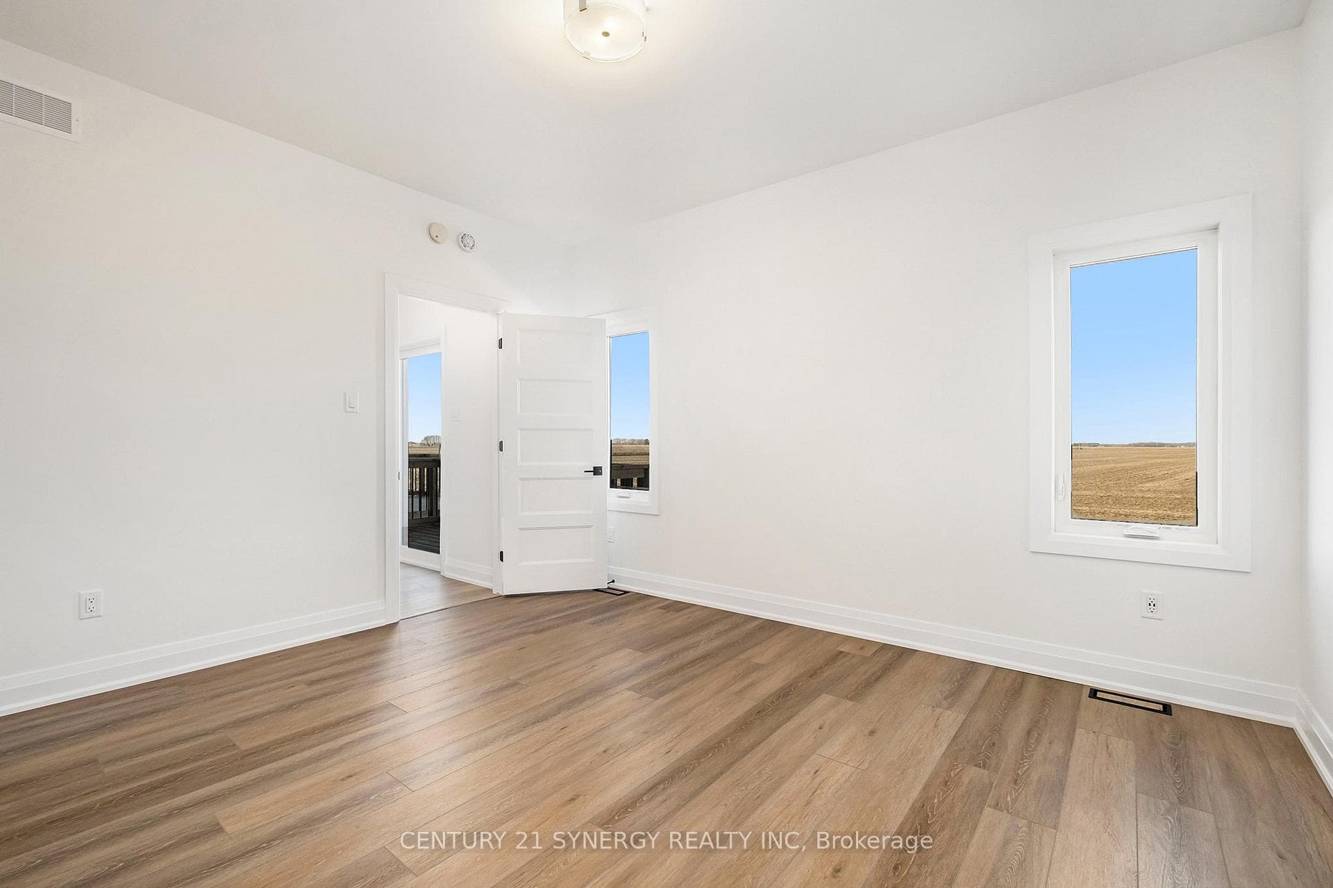 253 Argile Street photo 14