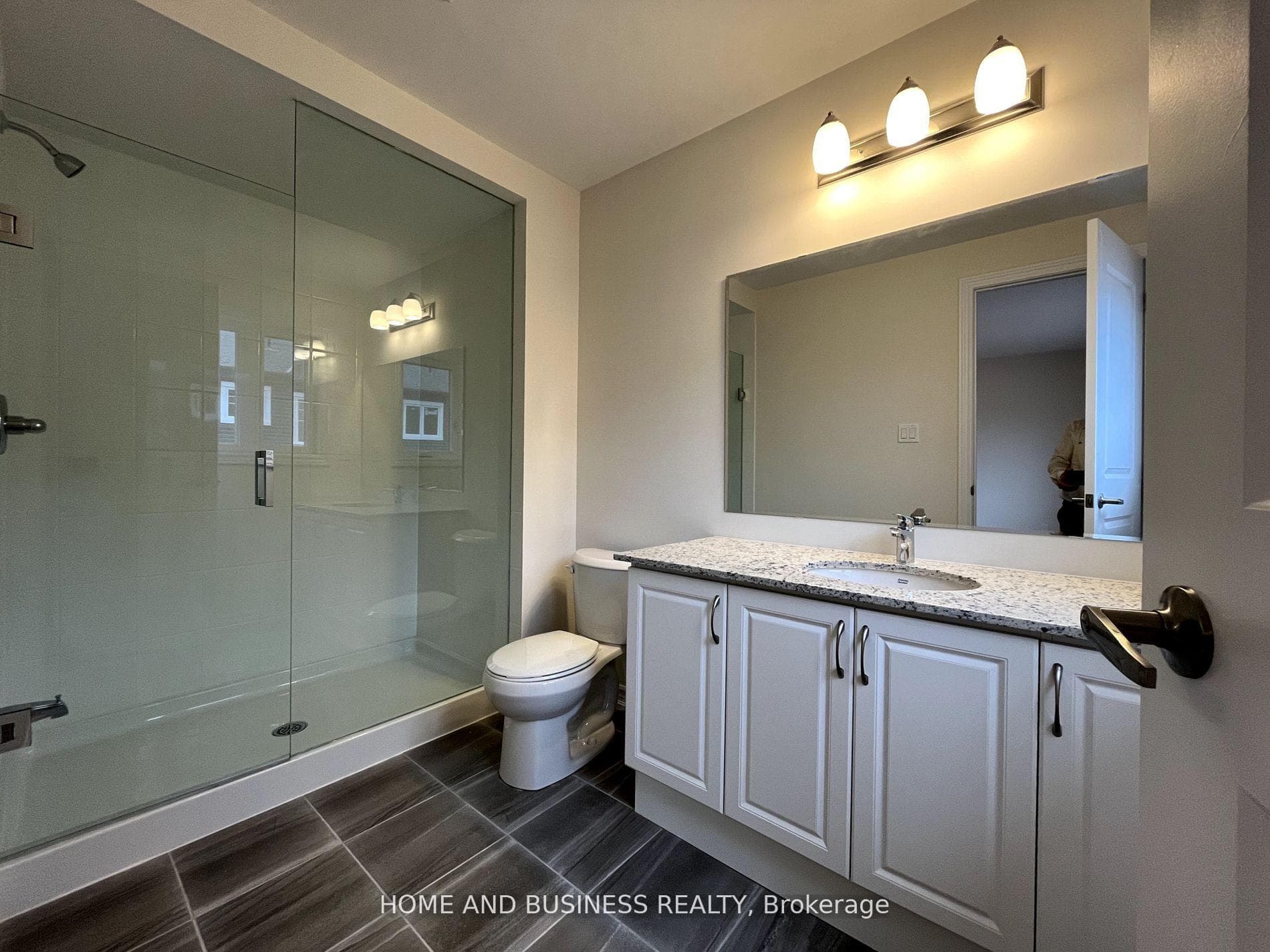 104 SANDERS Road photo 15