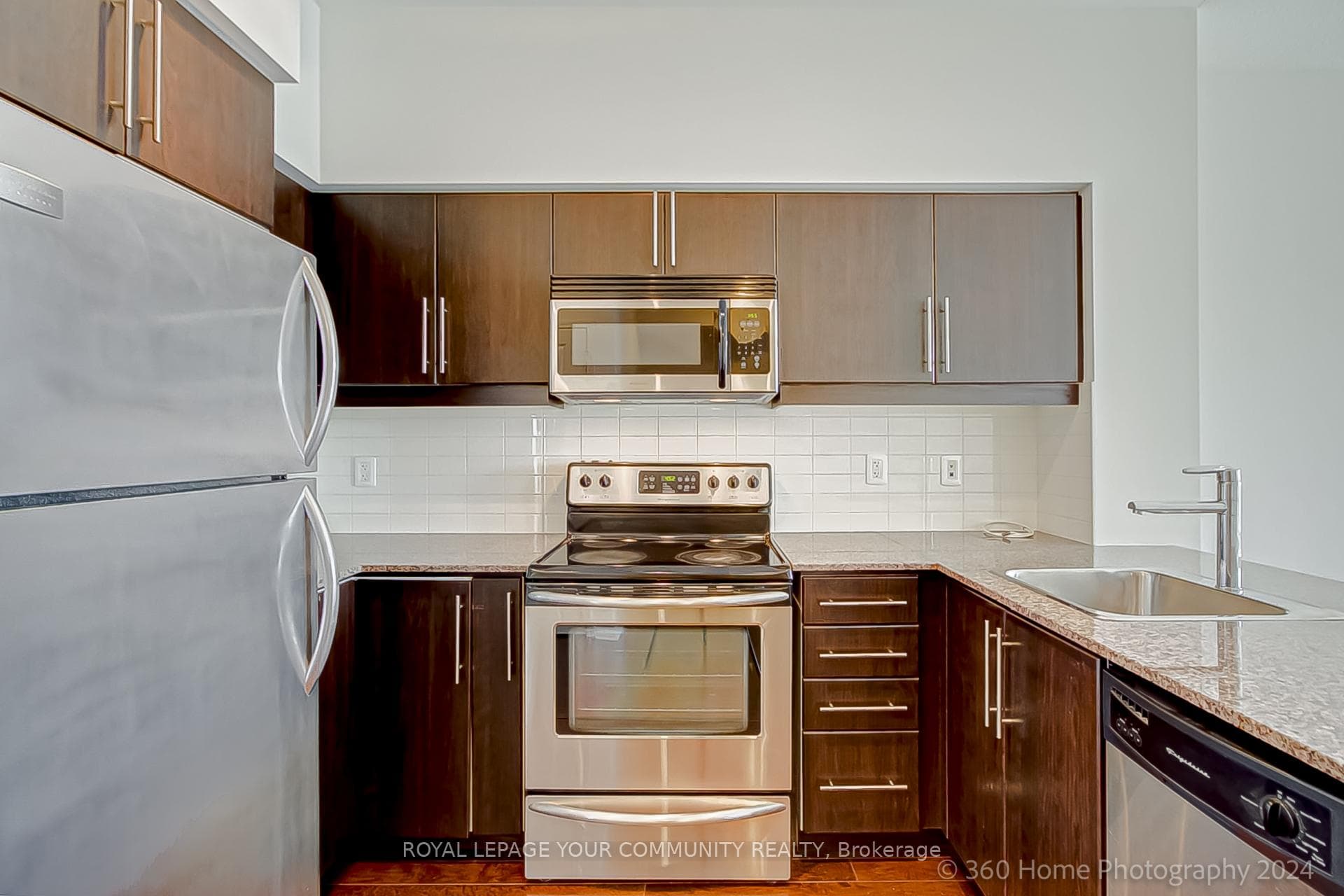 2885 Bayview Avenue Unit 614 photo 9