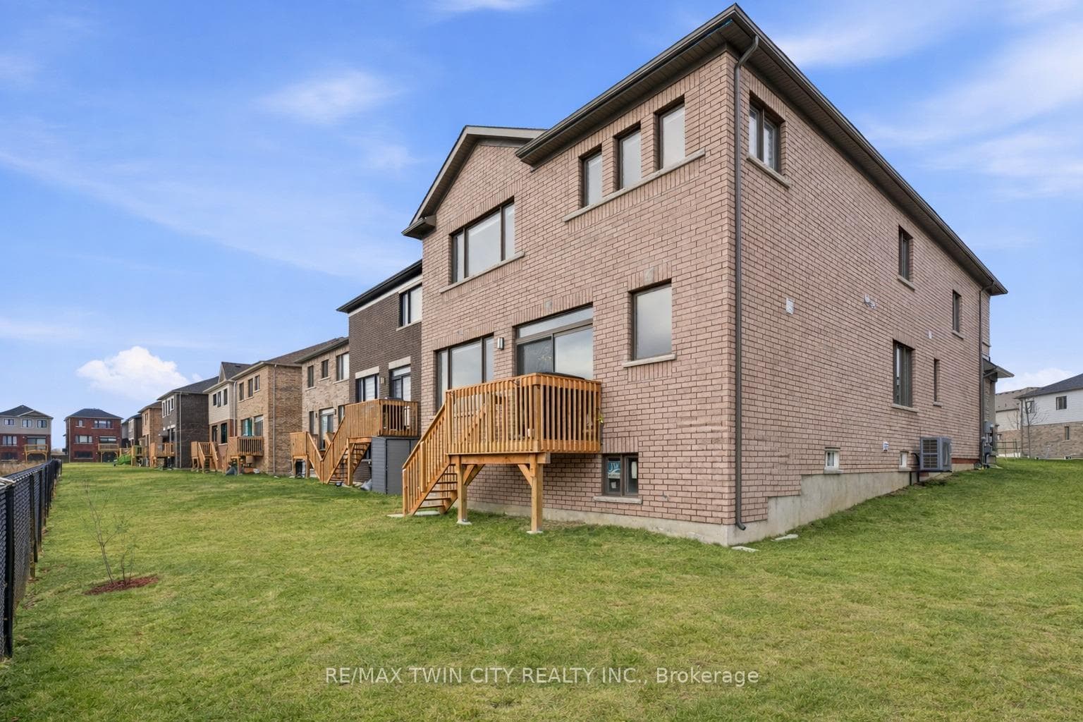 43 Blackburn Street photo 40
