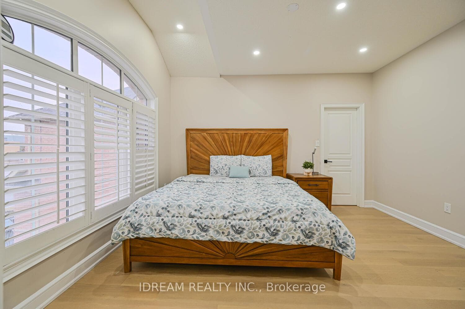10 Chesapeake Court photo 26
